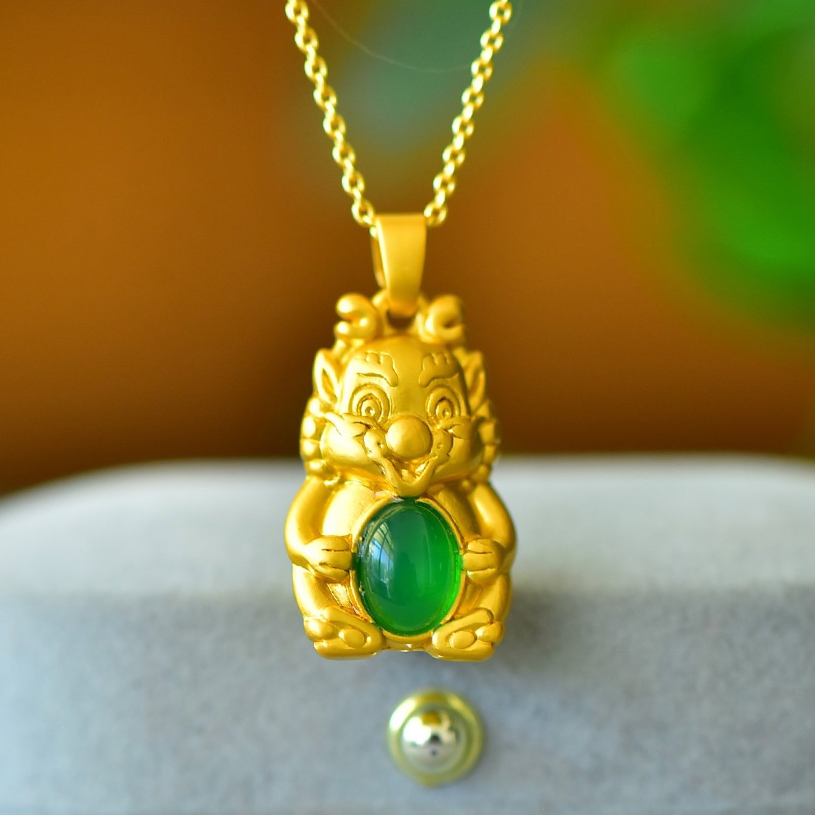 An Exquisite Dragon Pendant: An Exquisite Dragon Pendant,Size:6mmx8mm 龙吊坠