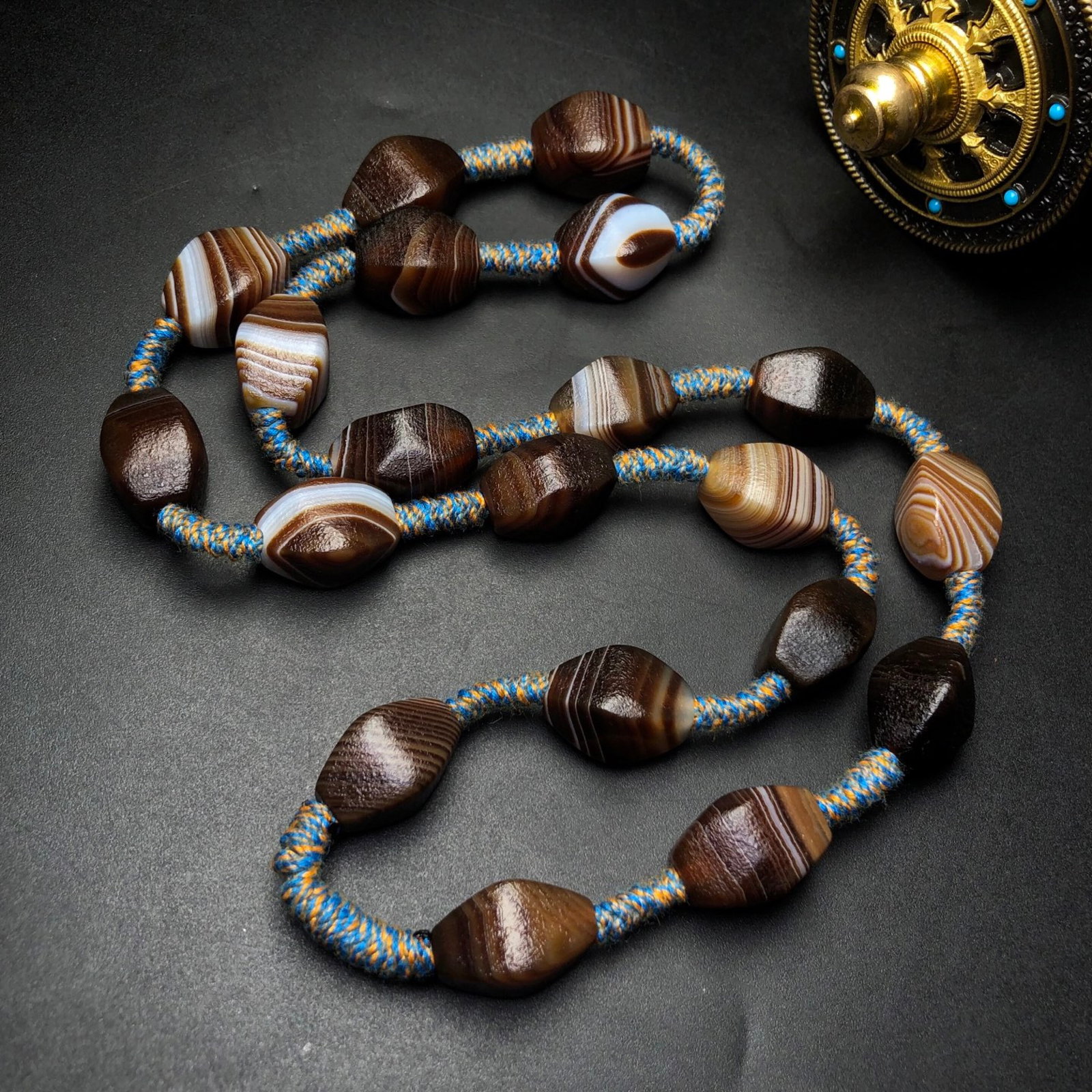 An Exquisite Agate Necklace - 3