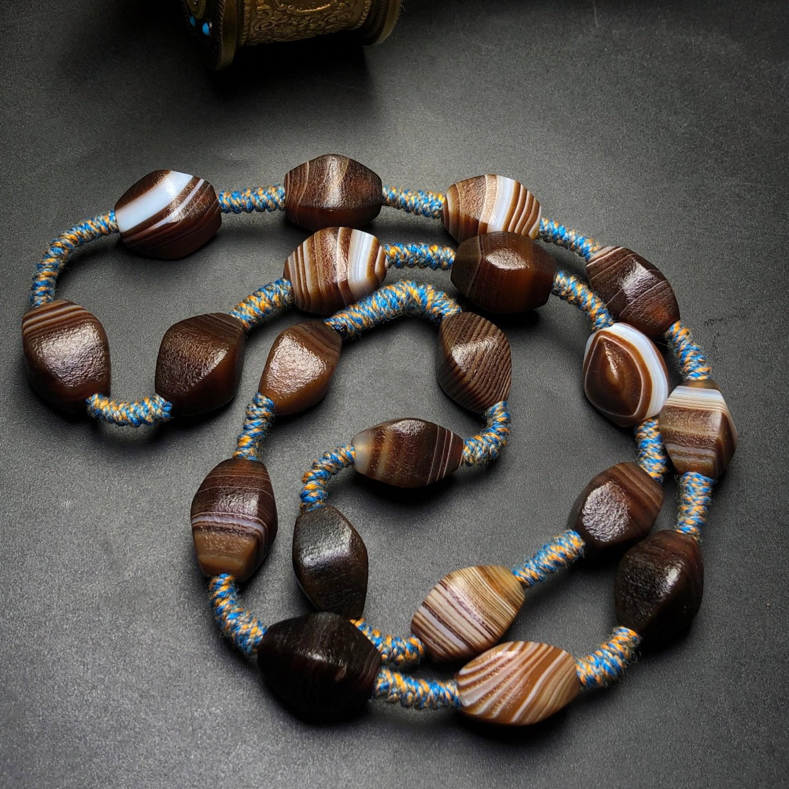 An Exquisite Agate Necklace - 6