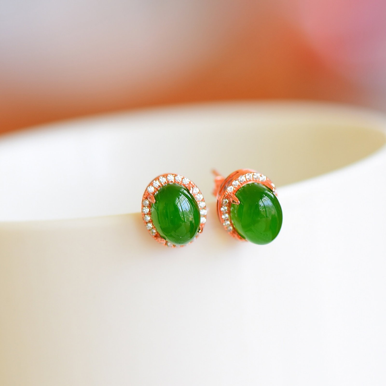 A Pair of Exquisite Sterling Silver-Gold Plated Inlaid Jasper Earrings,Inlaid Diamond: A Pair of Exquisite Sterling Silver-Gold Plated Inlaid Jasper Earrings,Inlaid Diamond,Size:7mmx9mm 一对纯银镀金镶碧玉耳钉,嵌&