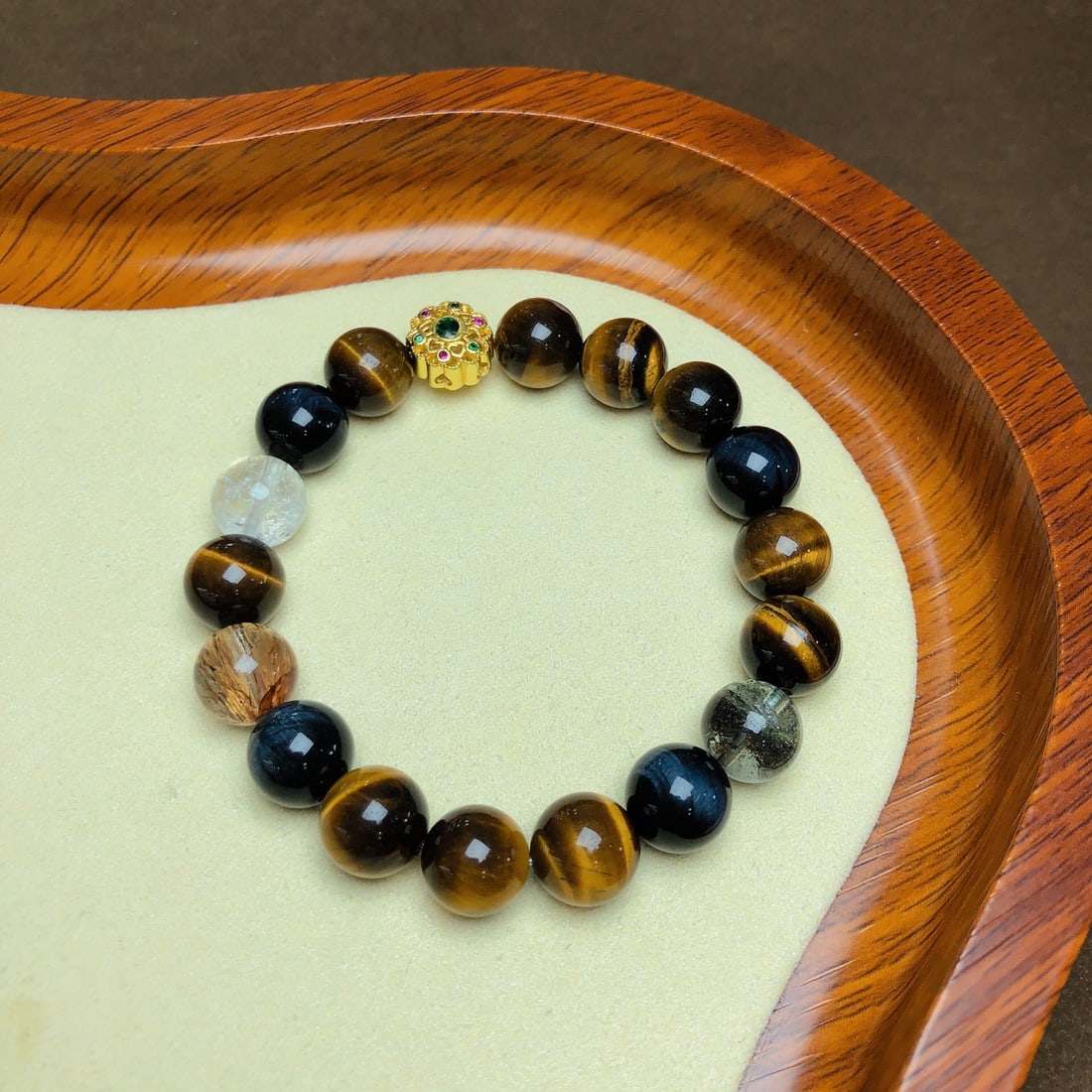 An Exquisite Crystal Bracelets - 8