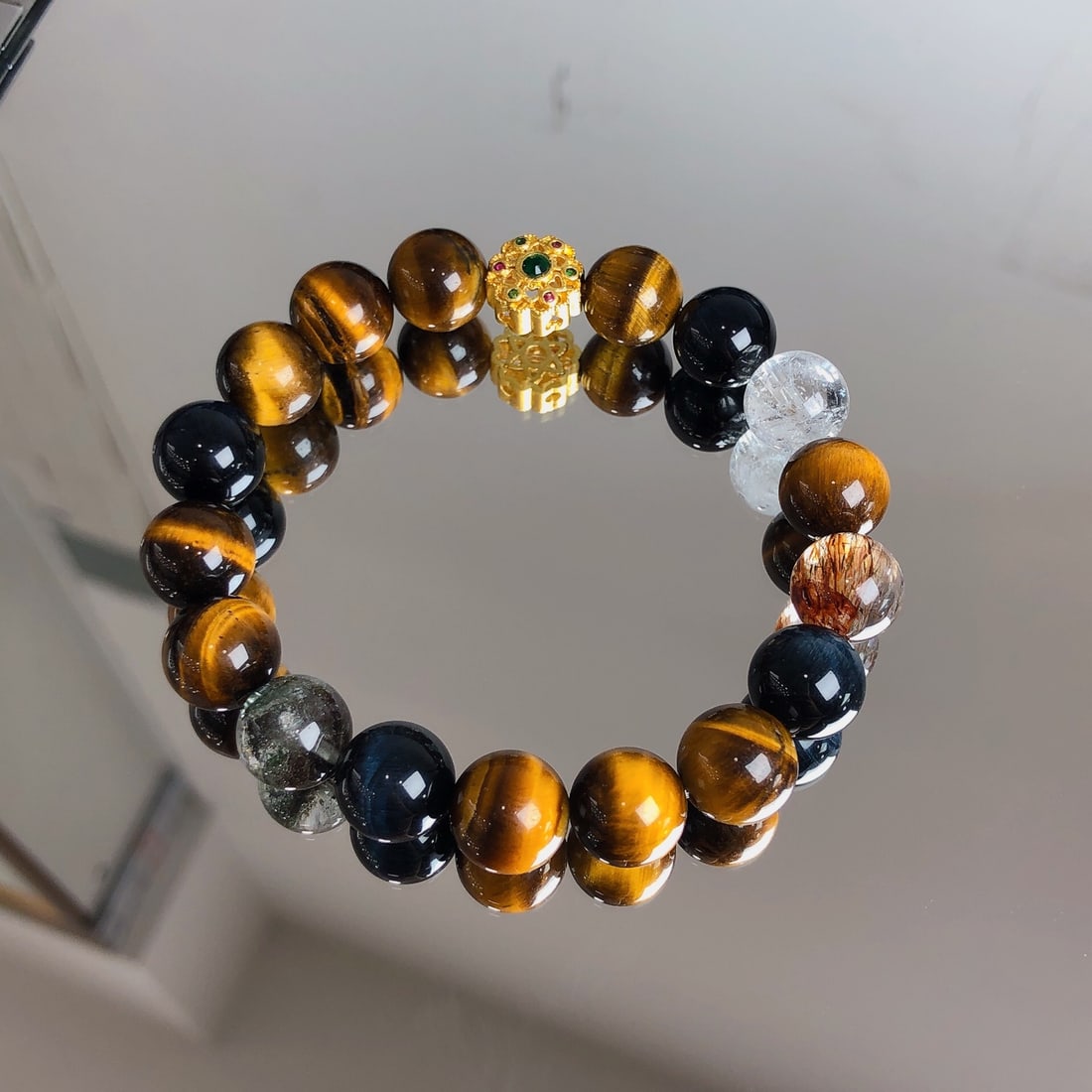 An Exquisite Crystal Bracelets - 9