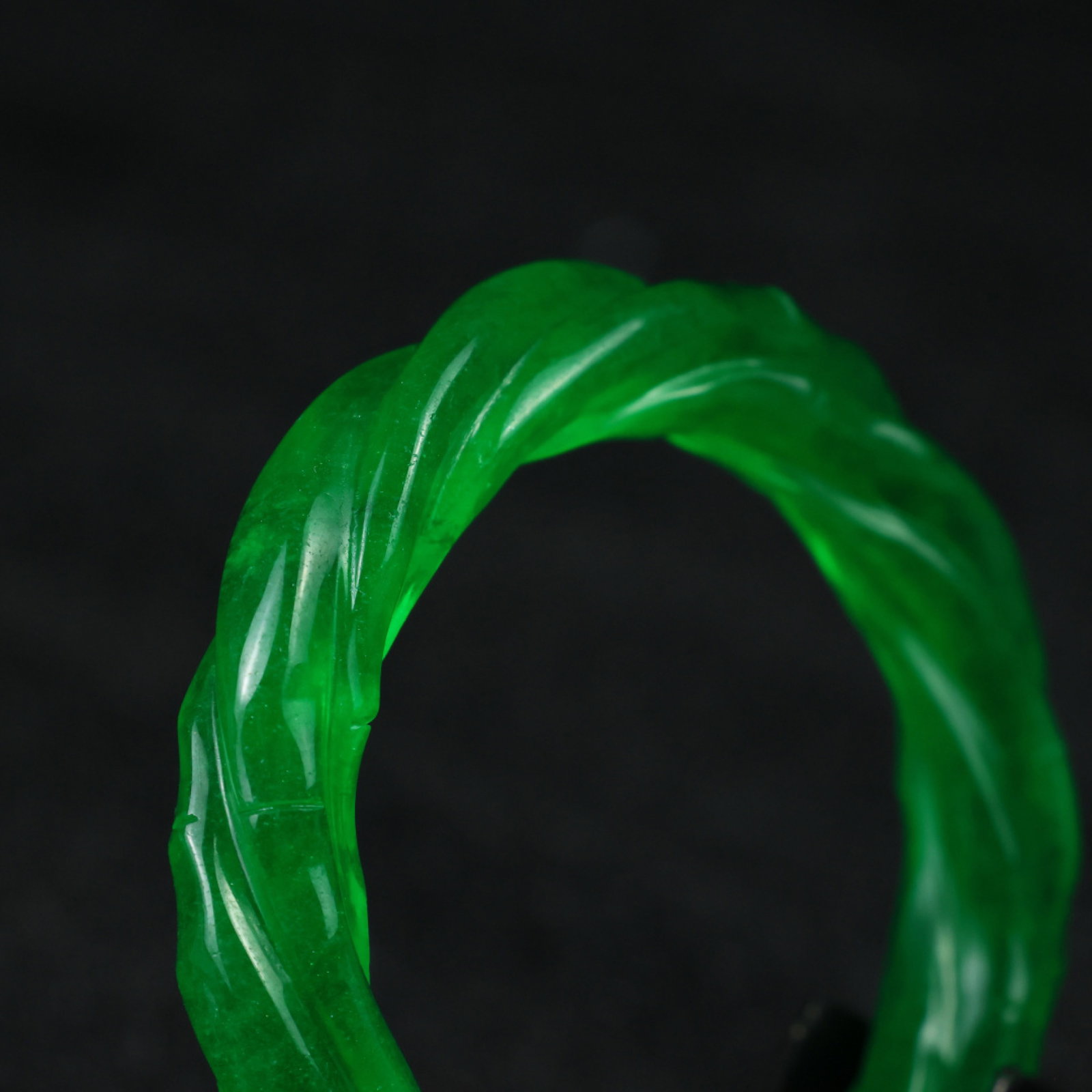 An Exquisite Jadeite Bracelets - 3
