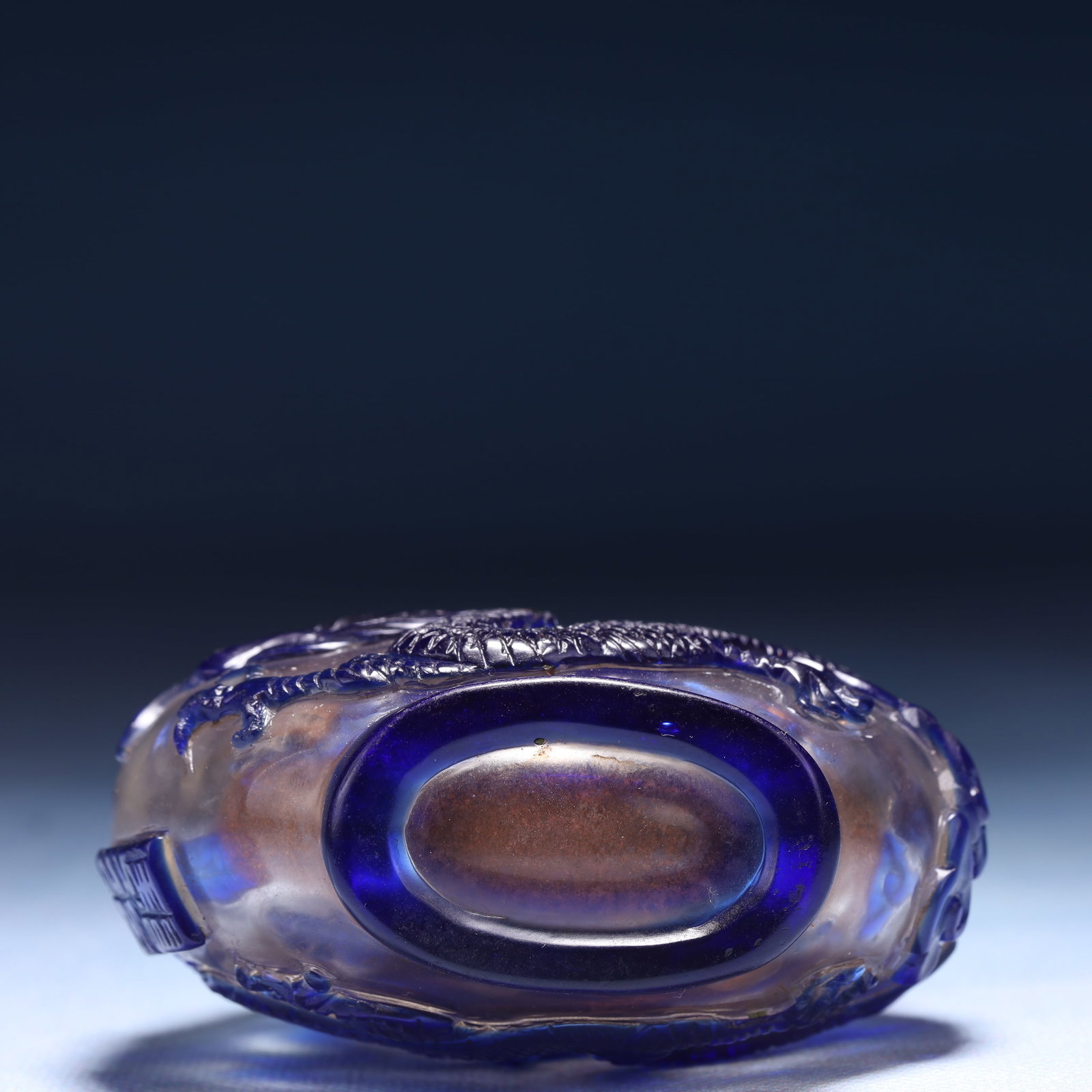 An Exquisite Glass Auspicious Cloud and Dragon Pattern Snuff Bottle - 8