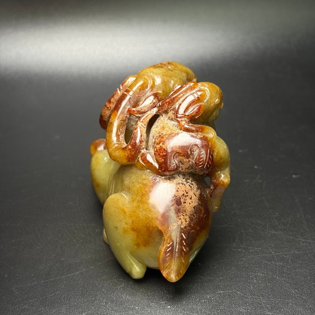 An Exquisite White Jade Sheep Ornament - 4