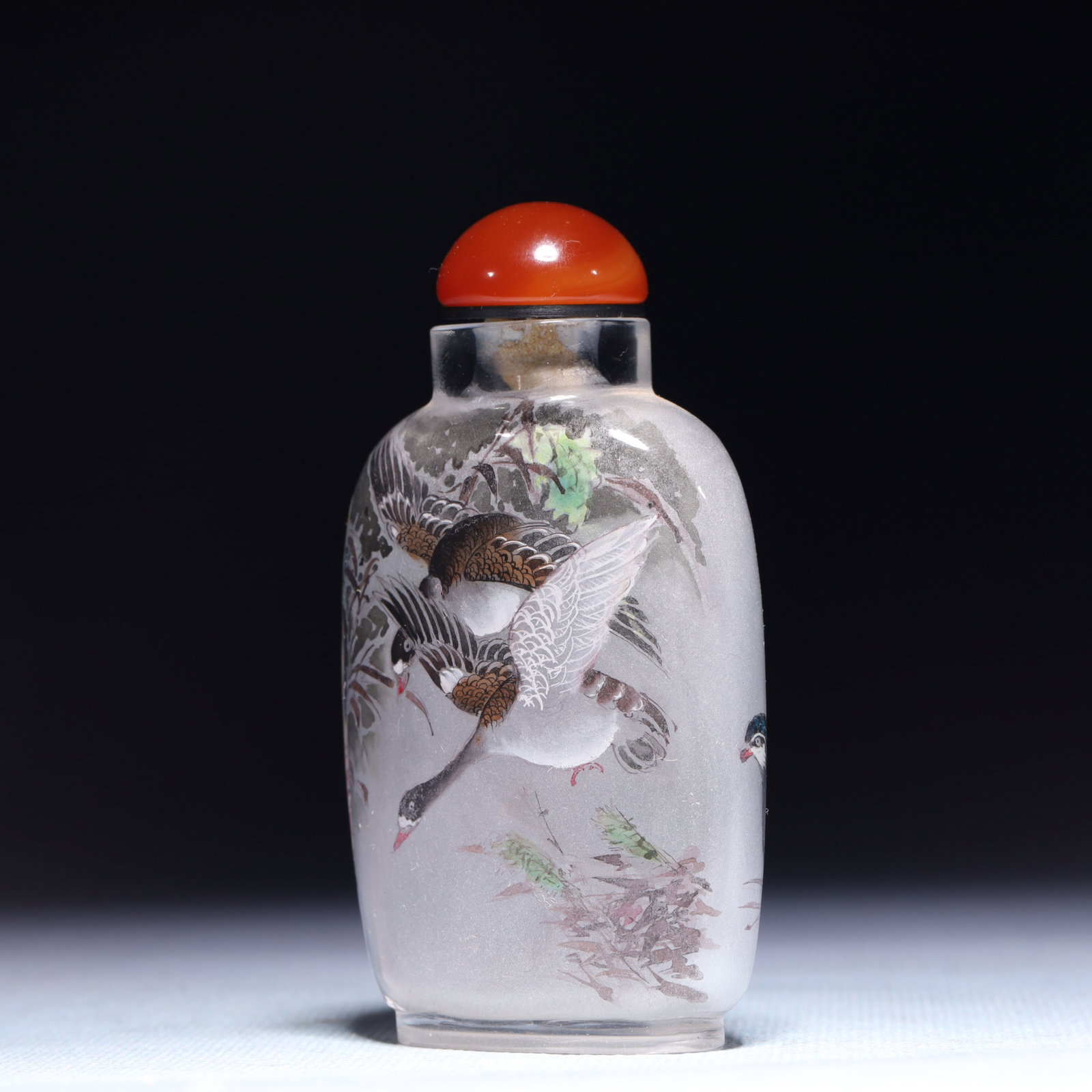 An Exquisite Glass Crane Pattern Snuff Bottle - 2