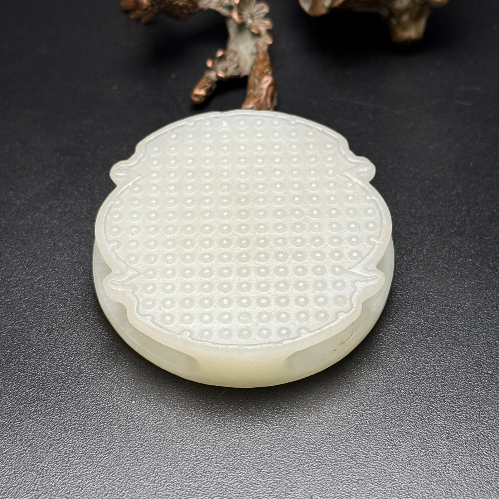 An Exquisite White Jade Dragon Pattern Buckle - 6