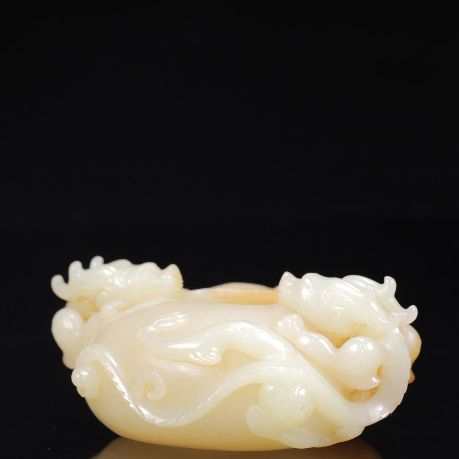 An Exquisite White Jade Dragon Pattern Vat - 2