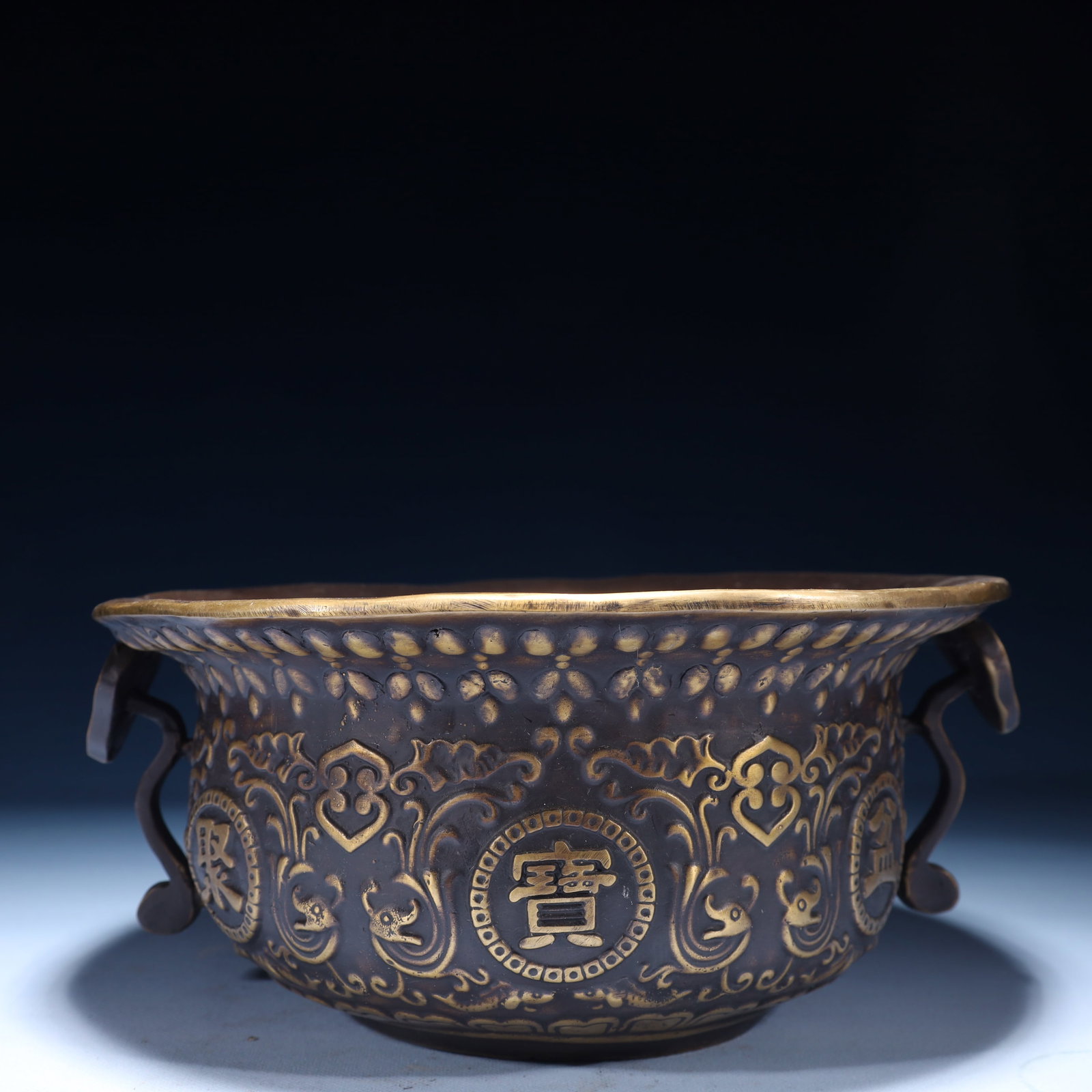 An Exquisite Bronze Lotus Pattern Double-Ears Basin: An Exquisite Bronze Lotus Pattern Double-Ears Basin,Qing Dynasty,China,Size:10.6inx5.1in,Weight:8350g 铜缠枝莲纹双耳盆,中国清代