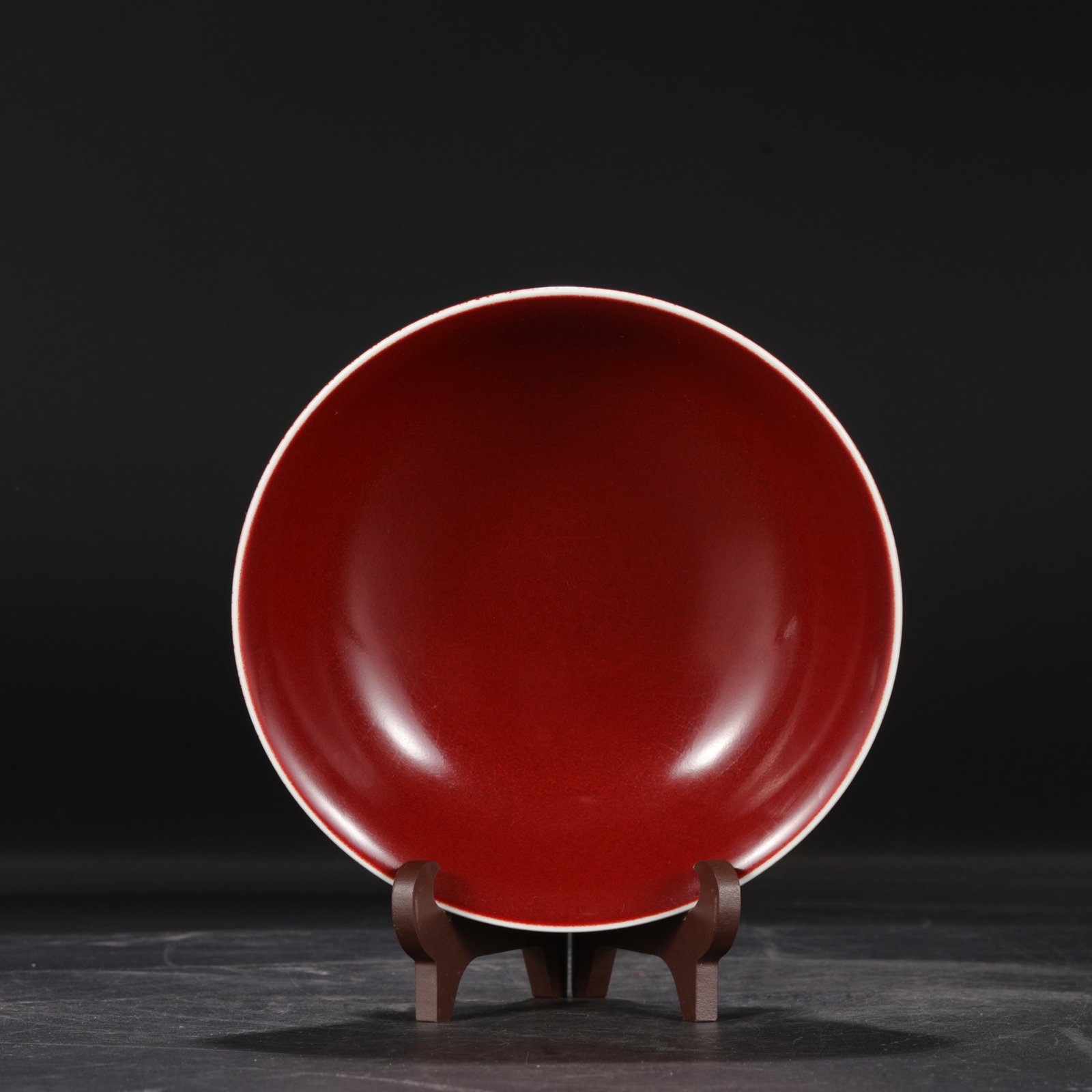 An Exquisite Ruby red-Glazed Stem Plate - 3