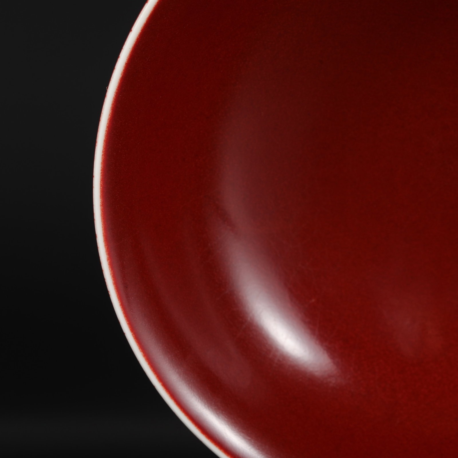 An Exquisite Ruby red-Glazed Stem Plate - 4
