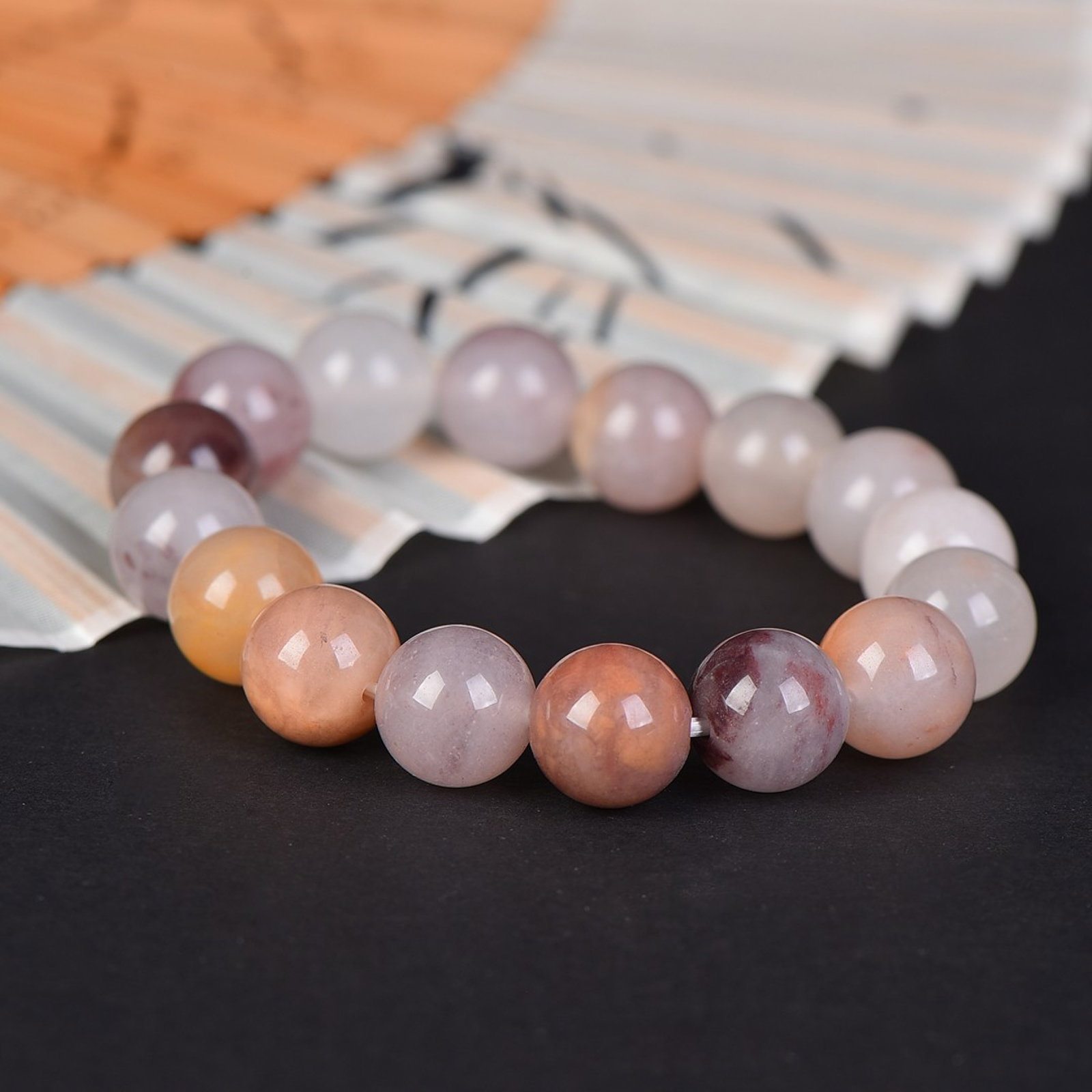 An Exquisite White Jade Bracelets - 3