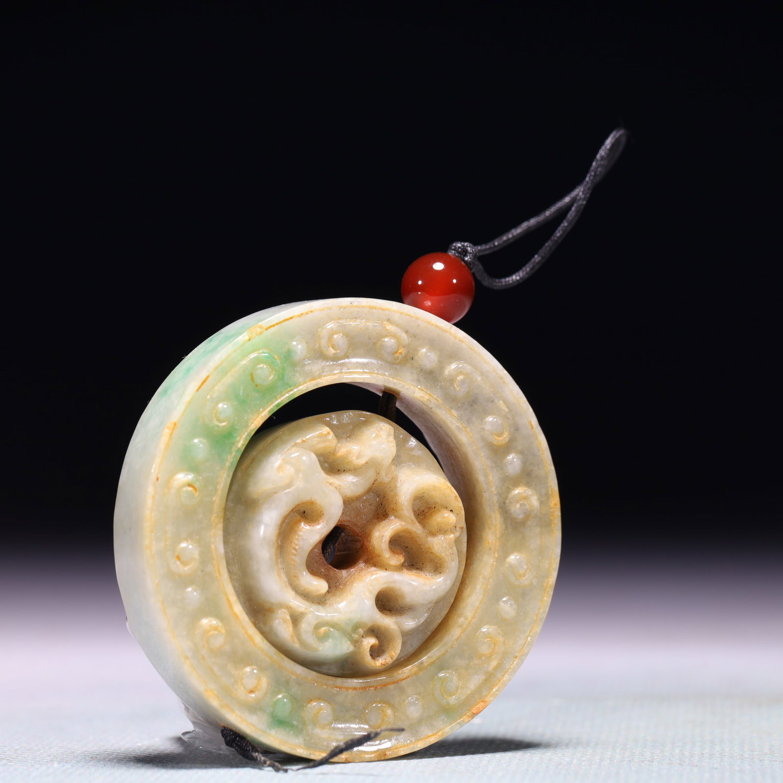 An Exquisite White Jade Chi-Dragon Pattern Pendant - 3