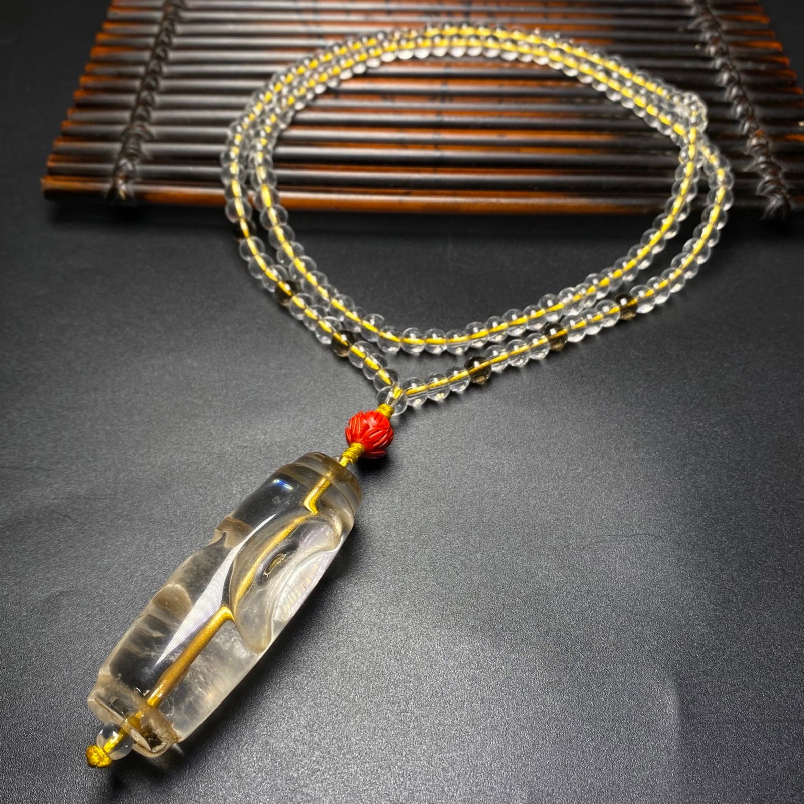 A Precious Crystal Necklace - 4