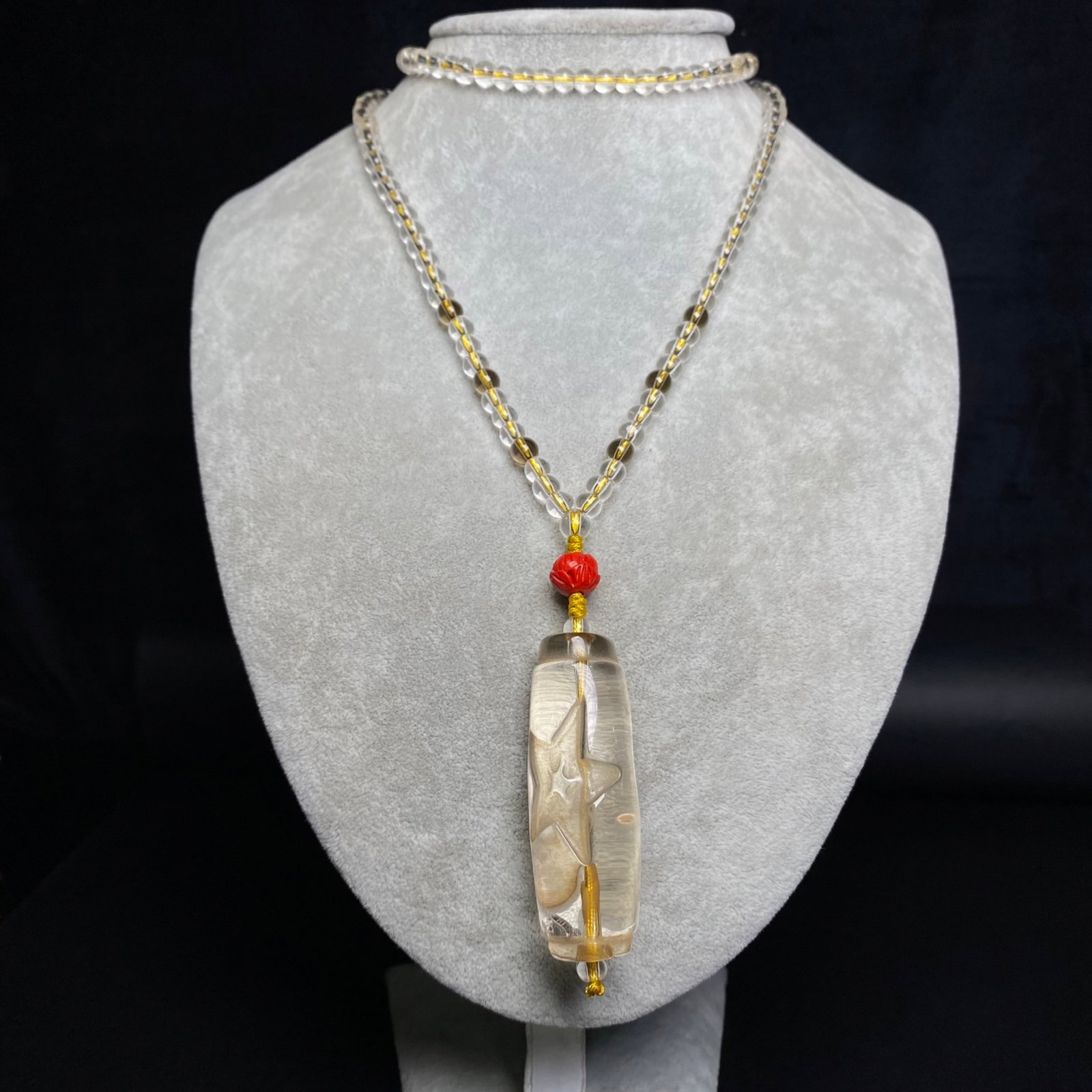 A Precious Crystal Necklace - 9