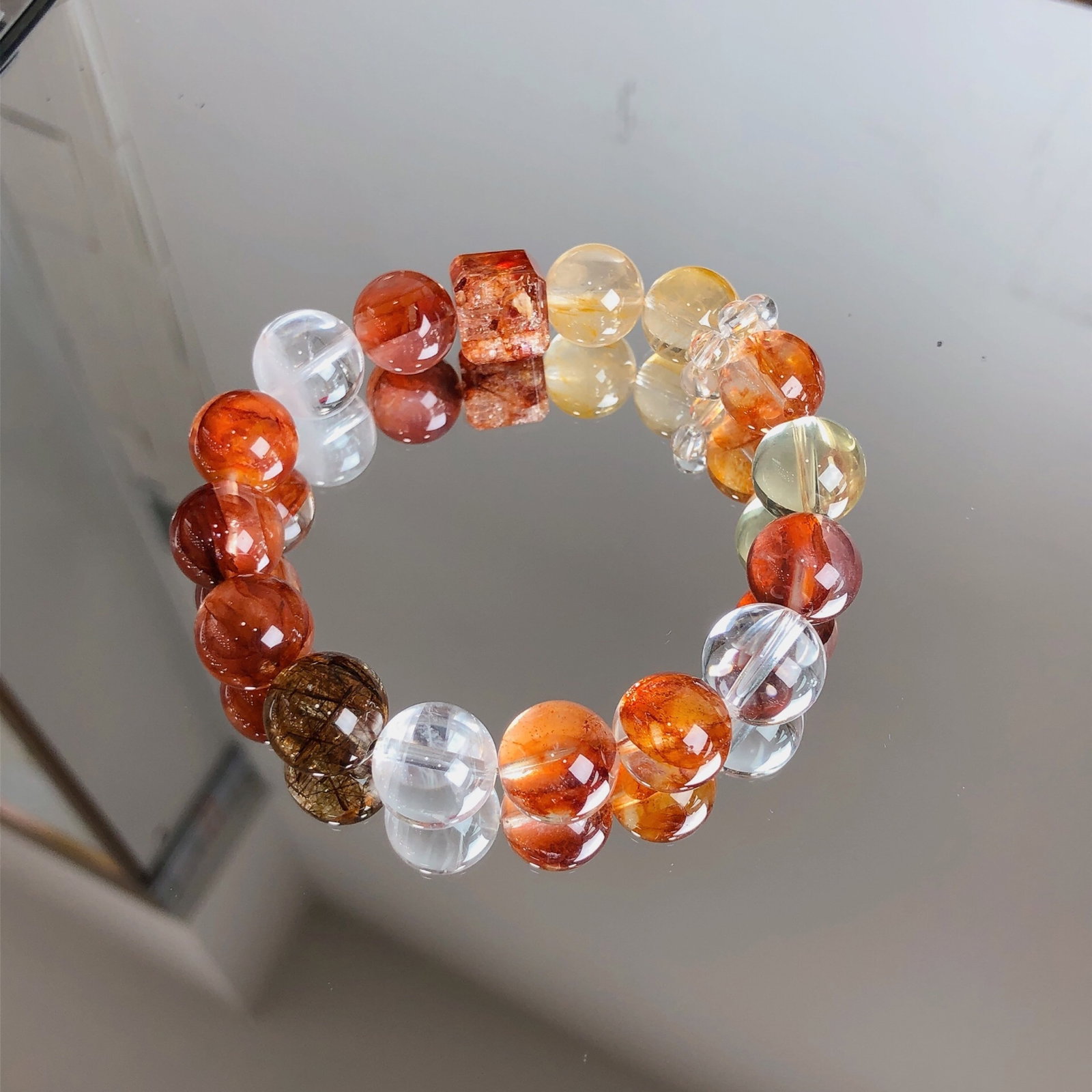 An Exquisite Crystal Bracelets - 2