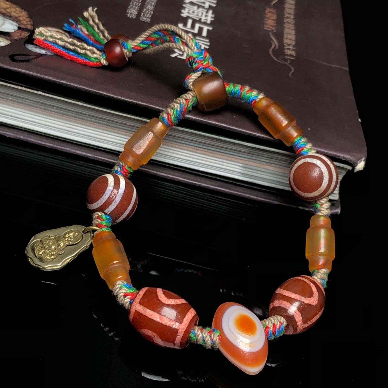 A Precious Dzi Bead Bracelets - 3