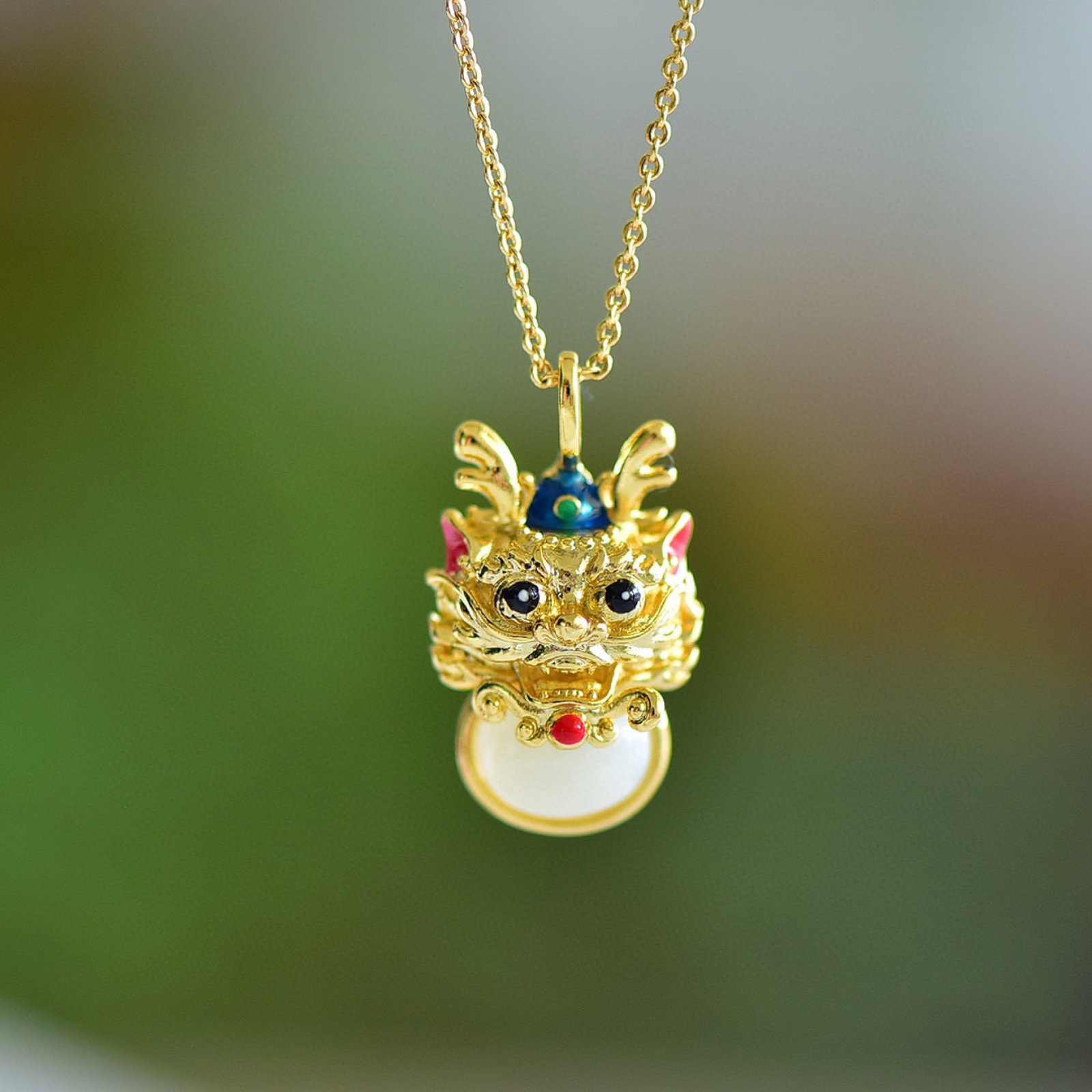 An Exquisite Bronze-Gold Plated Inlaid White Jade Dragon Necklace: An Exquisite Bronze-Gold Plated Inlaid White Jade Dragon Necklace,Size:0.3inx0.4in 铜镀金镶白玉龙项链