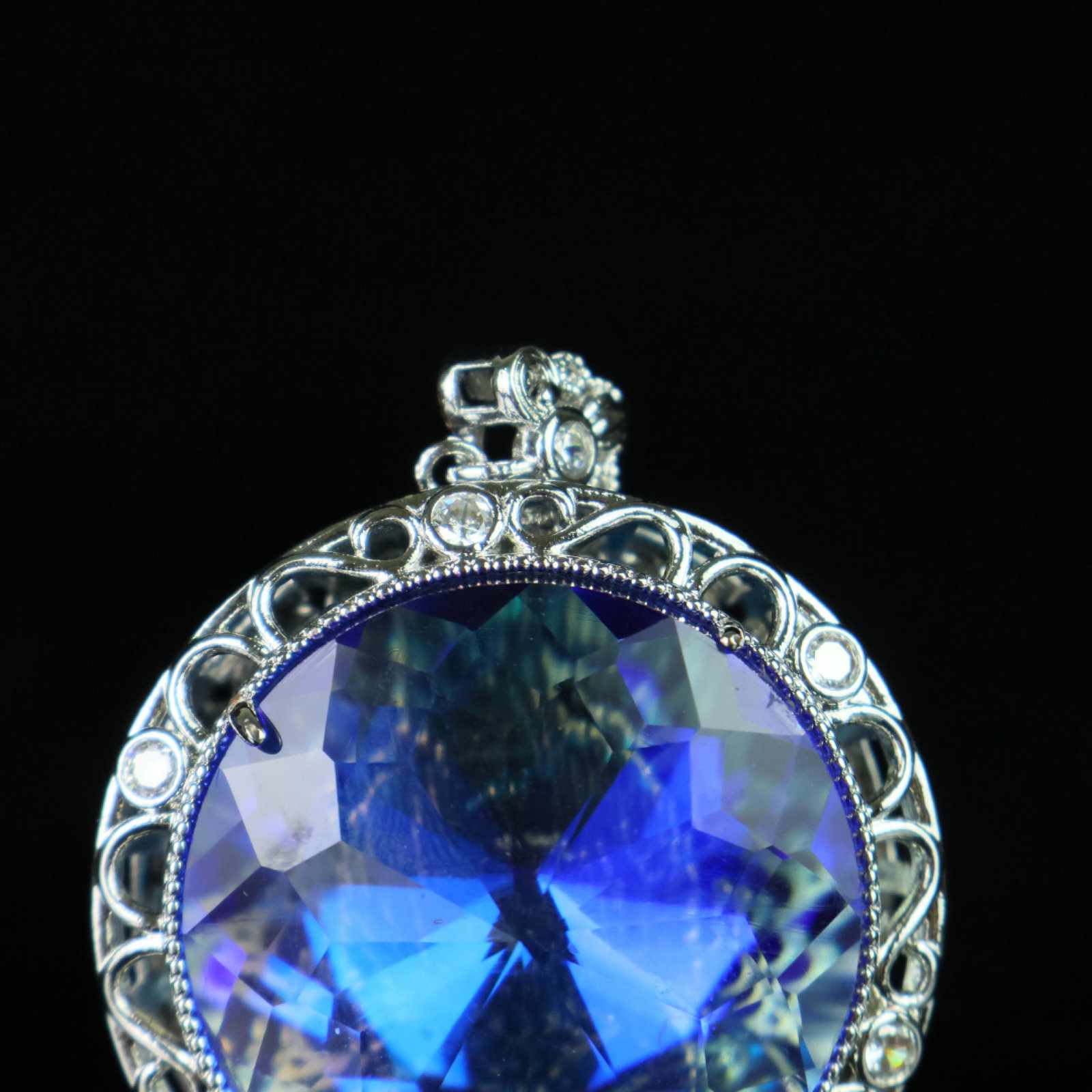 An Exquisite Pendant - 2