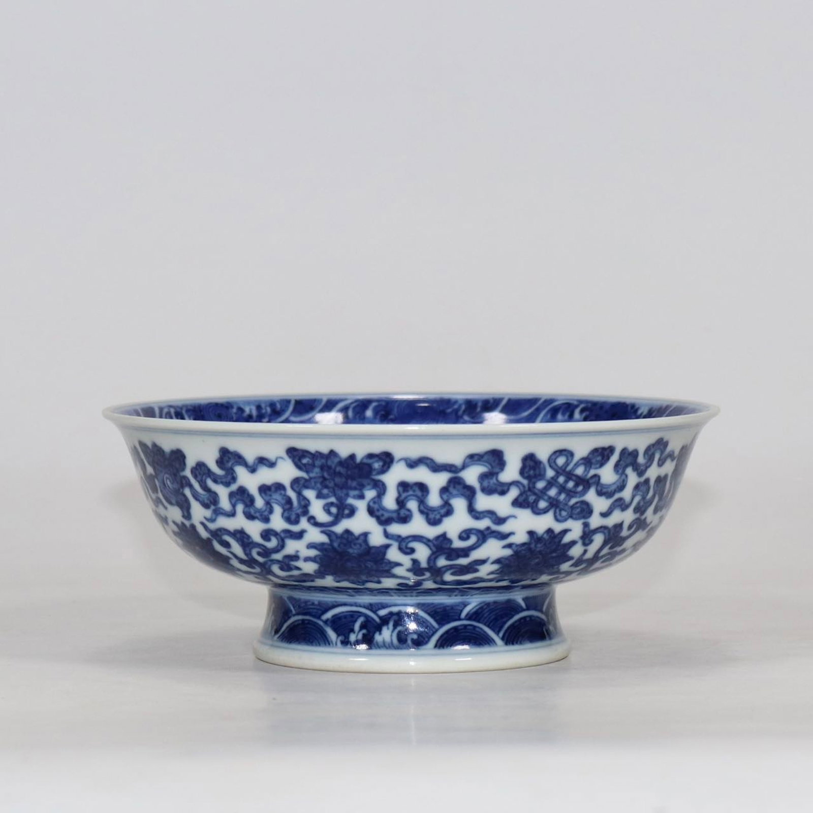 An Exquisite Blue and White Eight Treasures Pattern Bowl