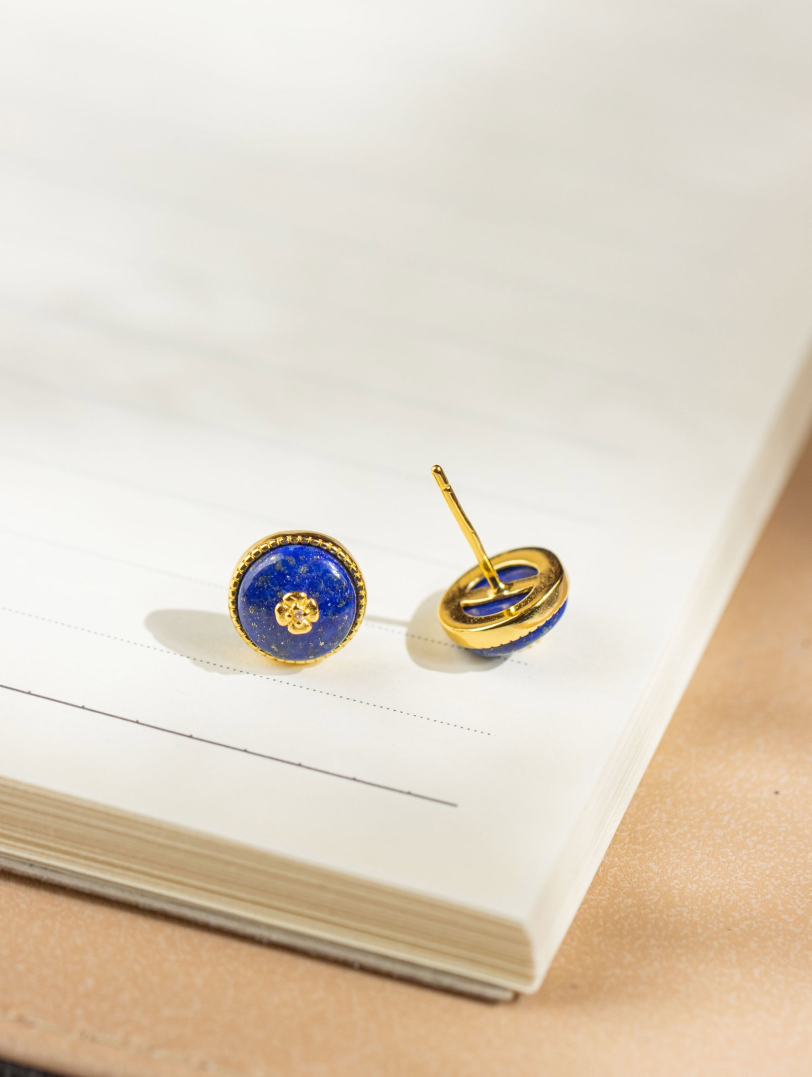 A Pair of Exquisite Sterling Silver-Gold Plated Inlaid Lapis Lazuli Earrings