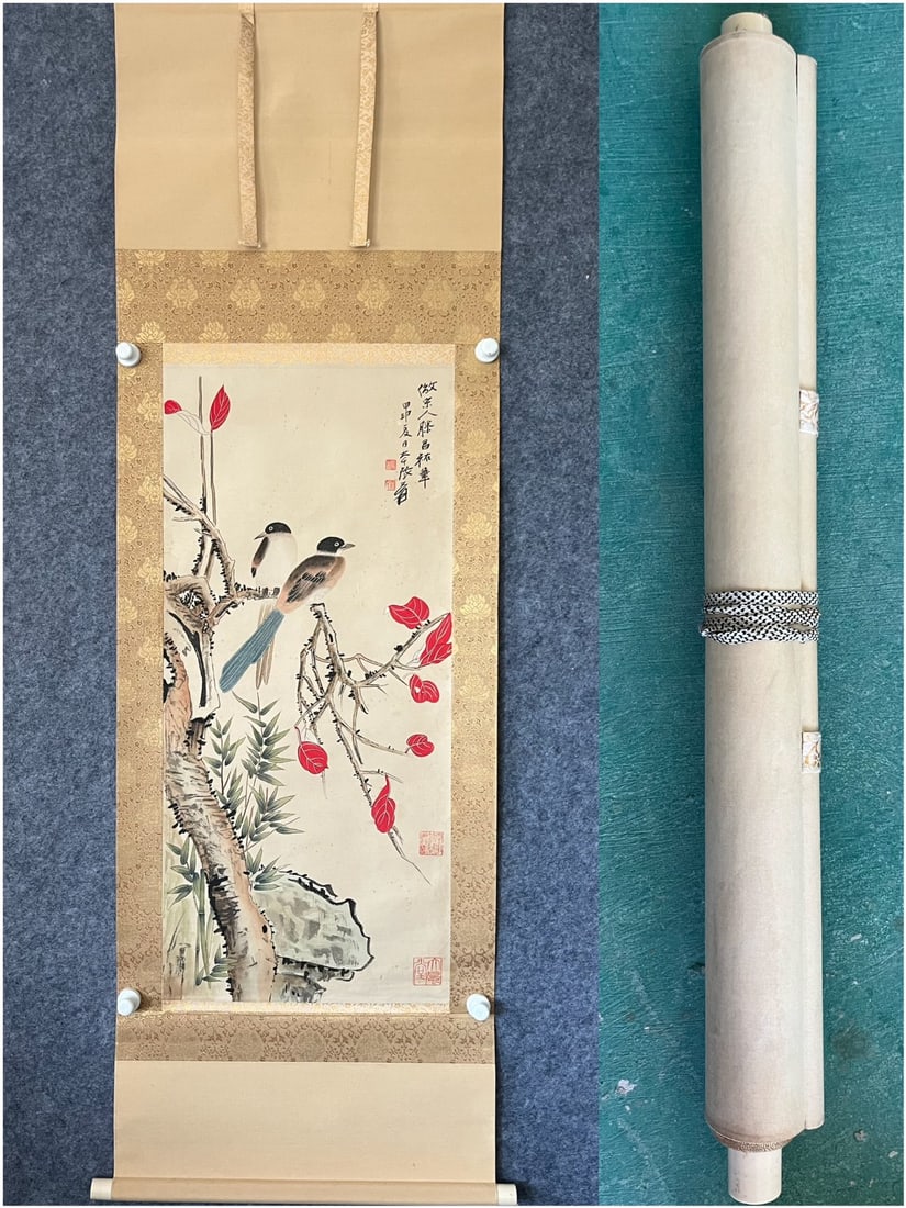 A Chinese Vertical Scroll Ink Painting of Flower and Bird on Paper: A Chinese Vertical Scroll Ink Painting of Flower and Bird on Paper,Zhang Daqian,Size:36.2inx16.5in