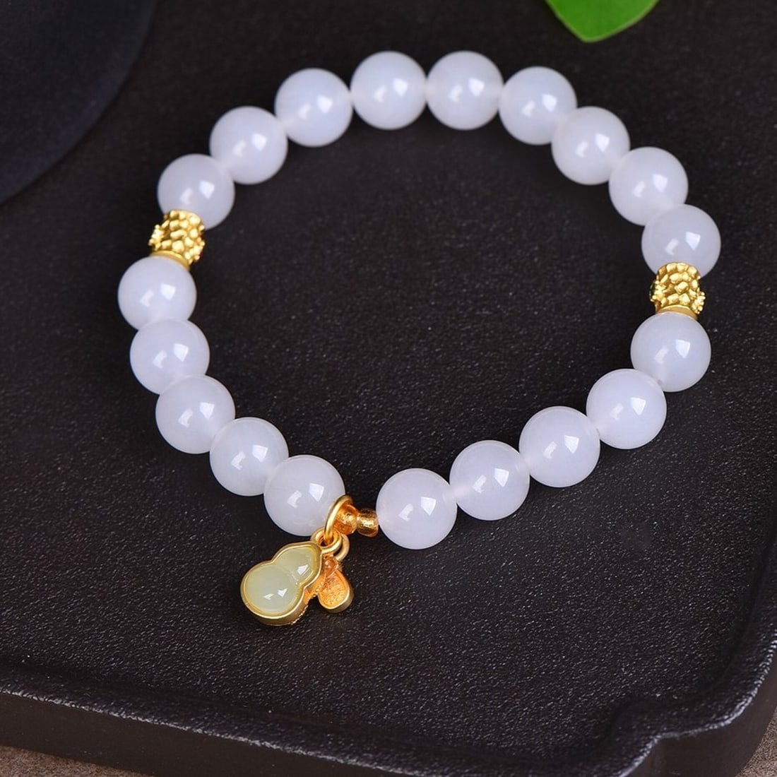 An Exquisite White Jade Gourd Pattern Bracelets - 2