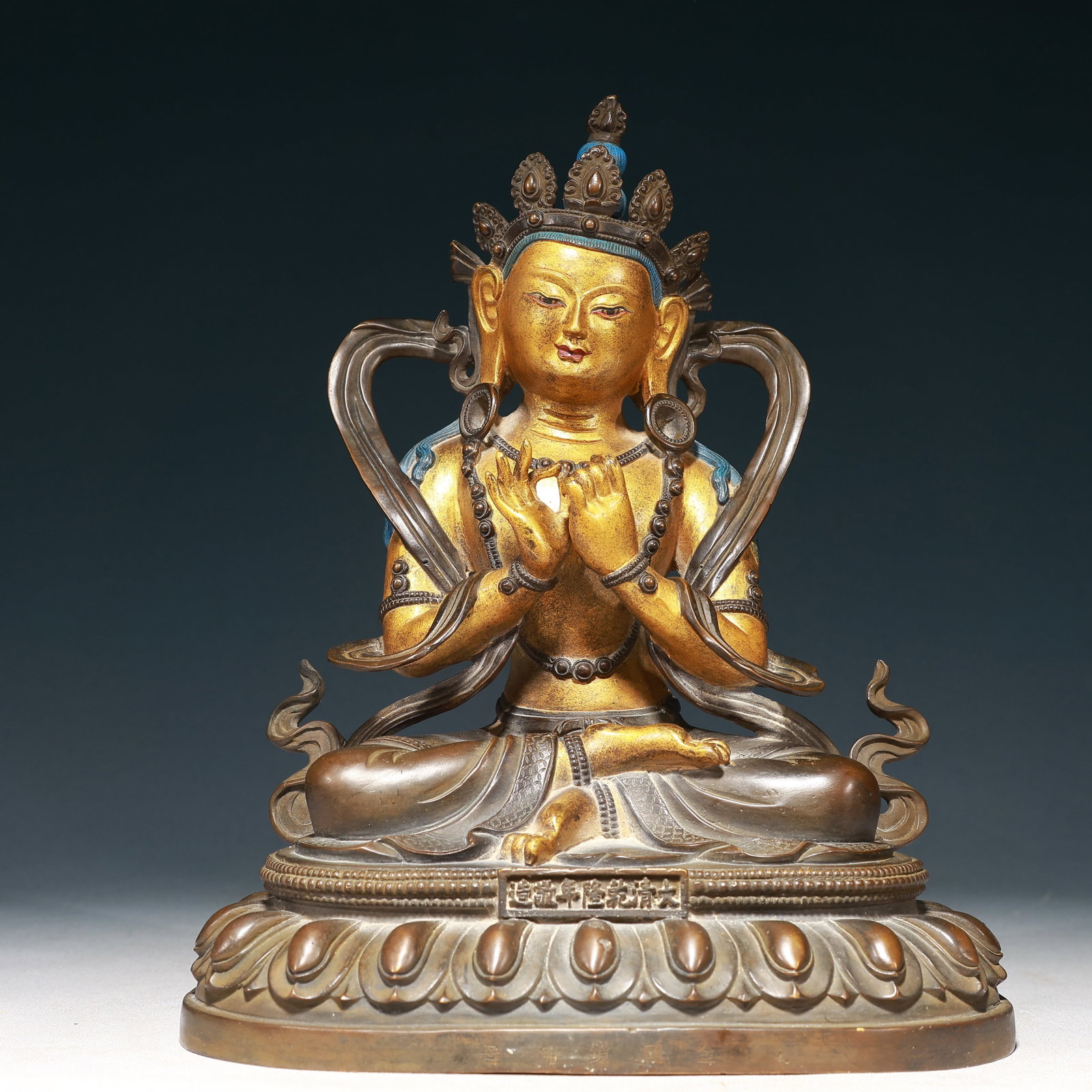 A Solemn Gilt Bronze Statue of Gautama??s Mother: A Solemn Gilt Bronze Statue of Gautama’s Mother,Qing Dynasty,China,Qianlong Mark,Size:8.7inx5.9inx11in,Weight:4750g
