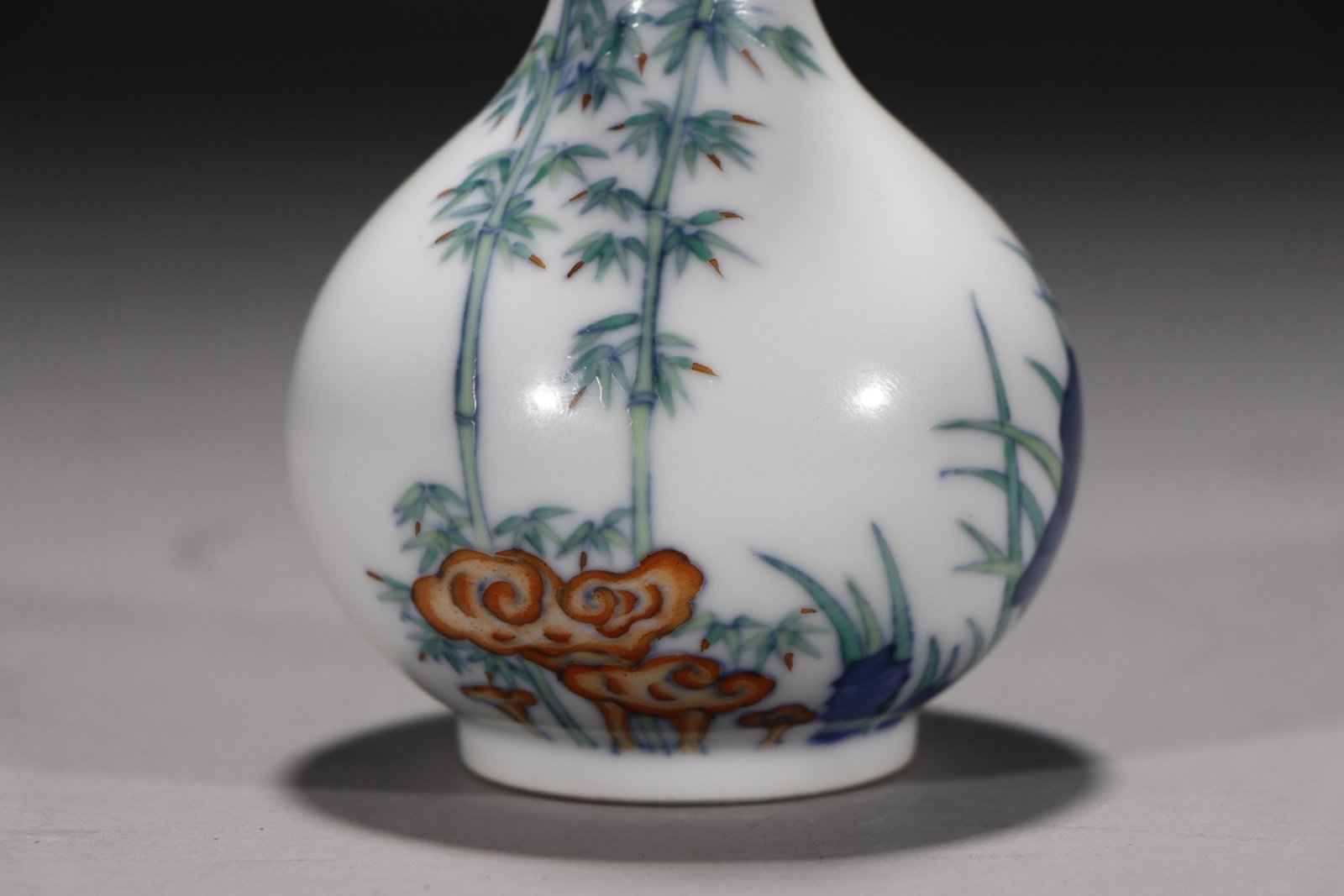 An Exquisite Doucai Bamboo Pattern Vase - 3