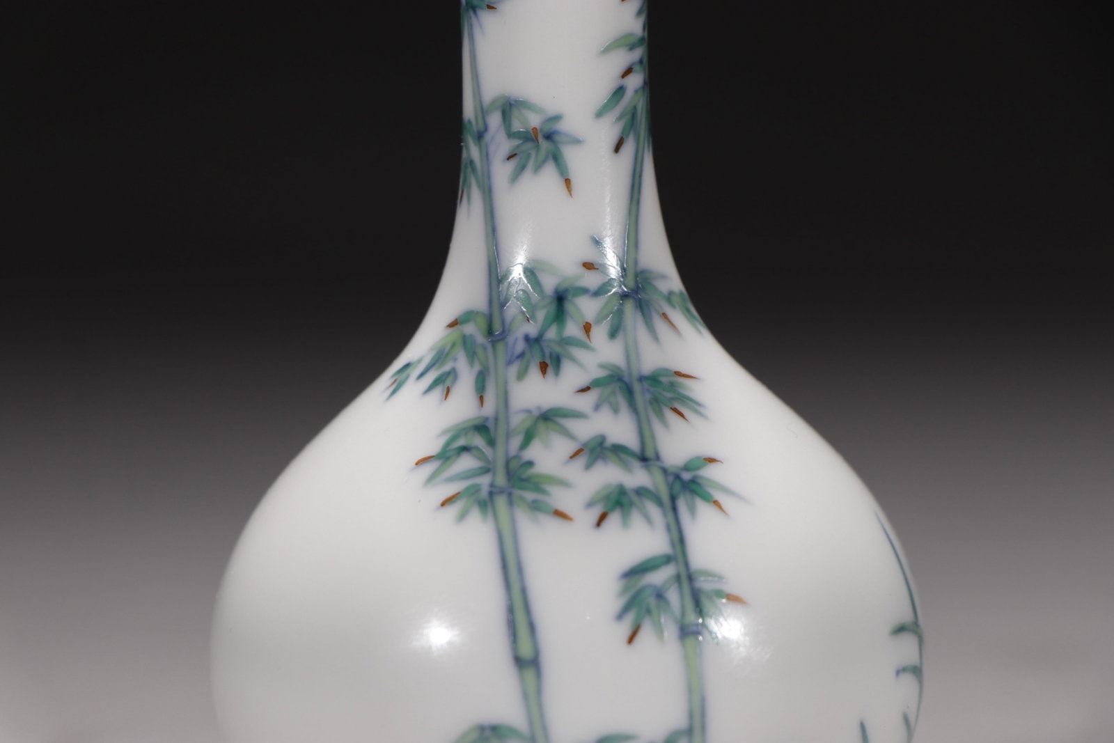 An Exquisite Doucai Bamboo Pattern Vase - 7