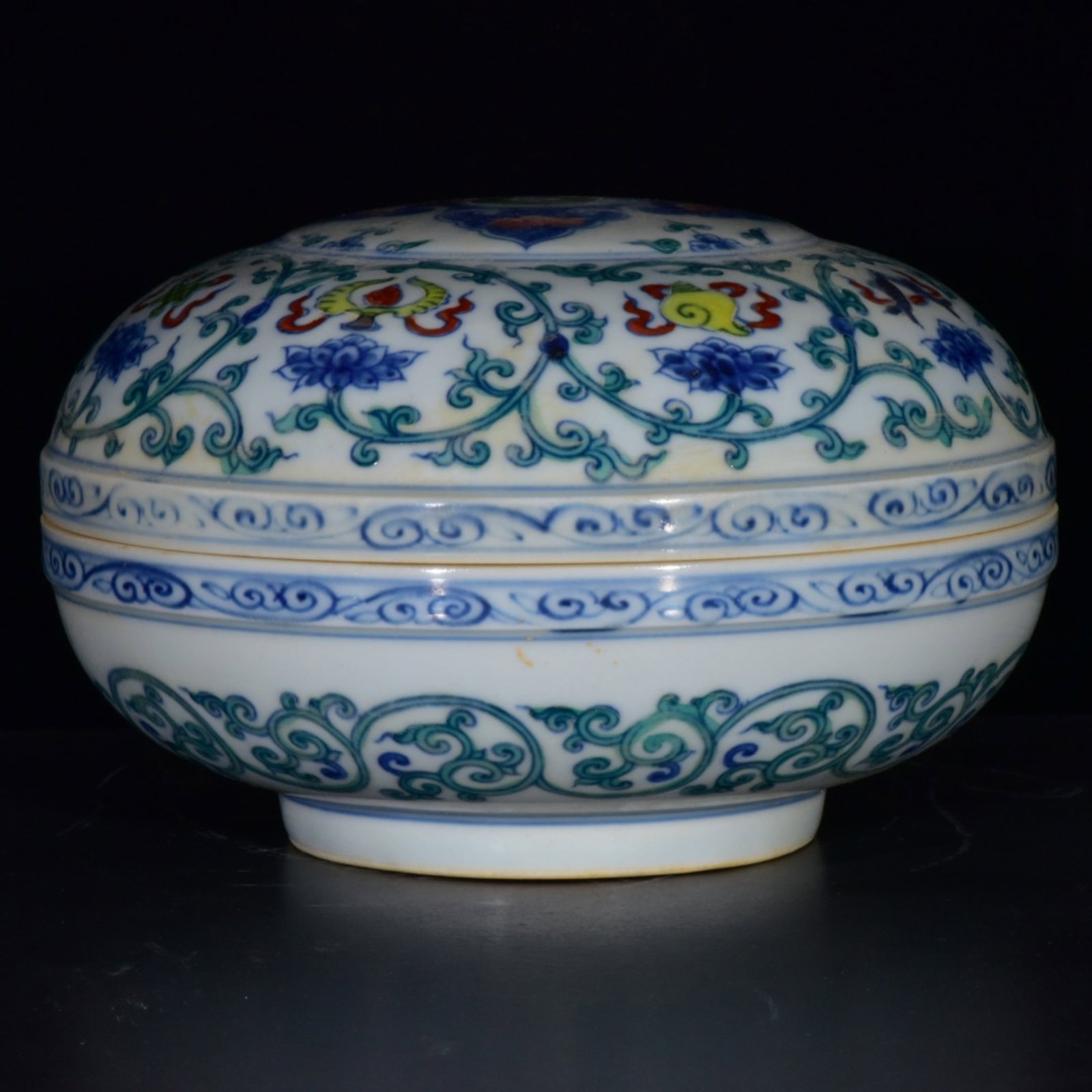 An Exquisite Doucai Eight Treasures Pattern Box with Cover: An Exquisite Doucai Eight Treasures Pattern Box with Cover,Ming Dynasty,China,Chenghua Six-character Mark,Size:4.3inx7.1in