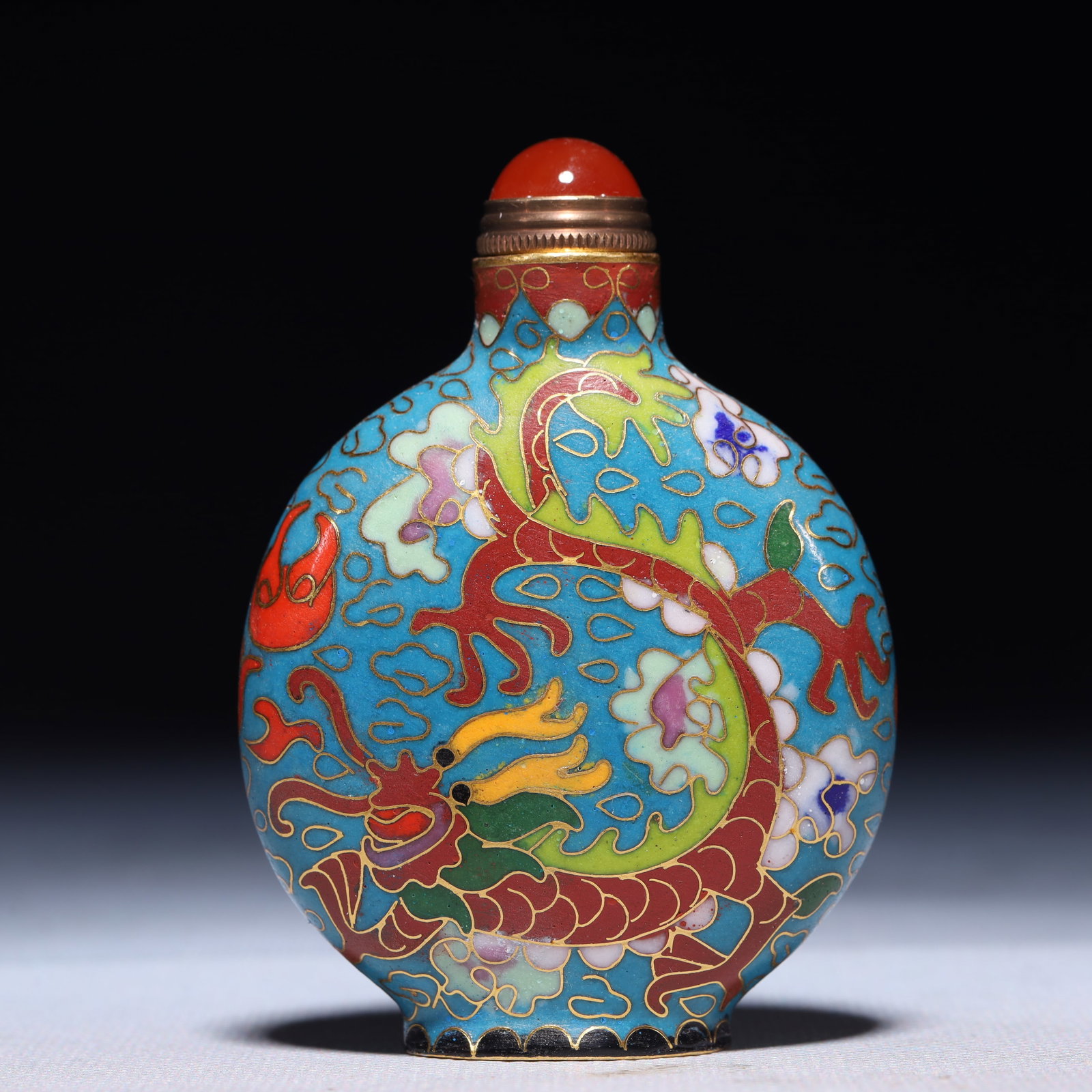An Exquisite Cloisonne Auspicious Cloud and Dragon Pattern Snuff Bottle: An Exquisite Cloisonne Auspicious Cloud and Dragon Pattern Snuff Bottle,Qing Dynasty,China,Size:2.4inx0.8inx3.1in,Weight:78.6g