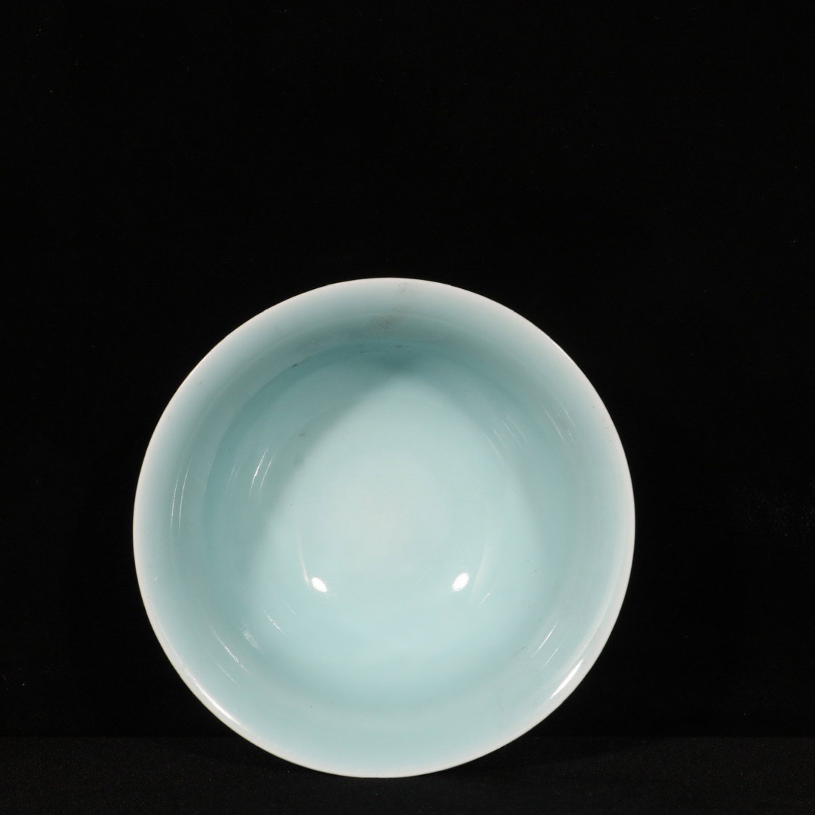 An Exquisite Celadon Glazed Auspicious Cloud and Dragon Pattern Cup - 7