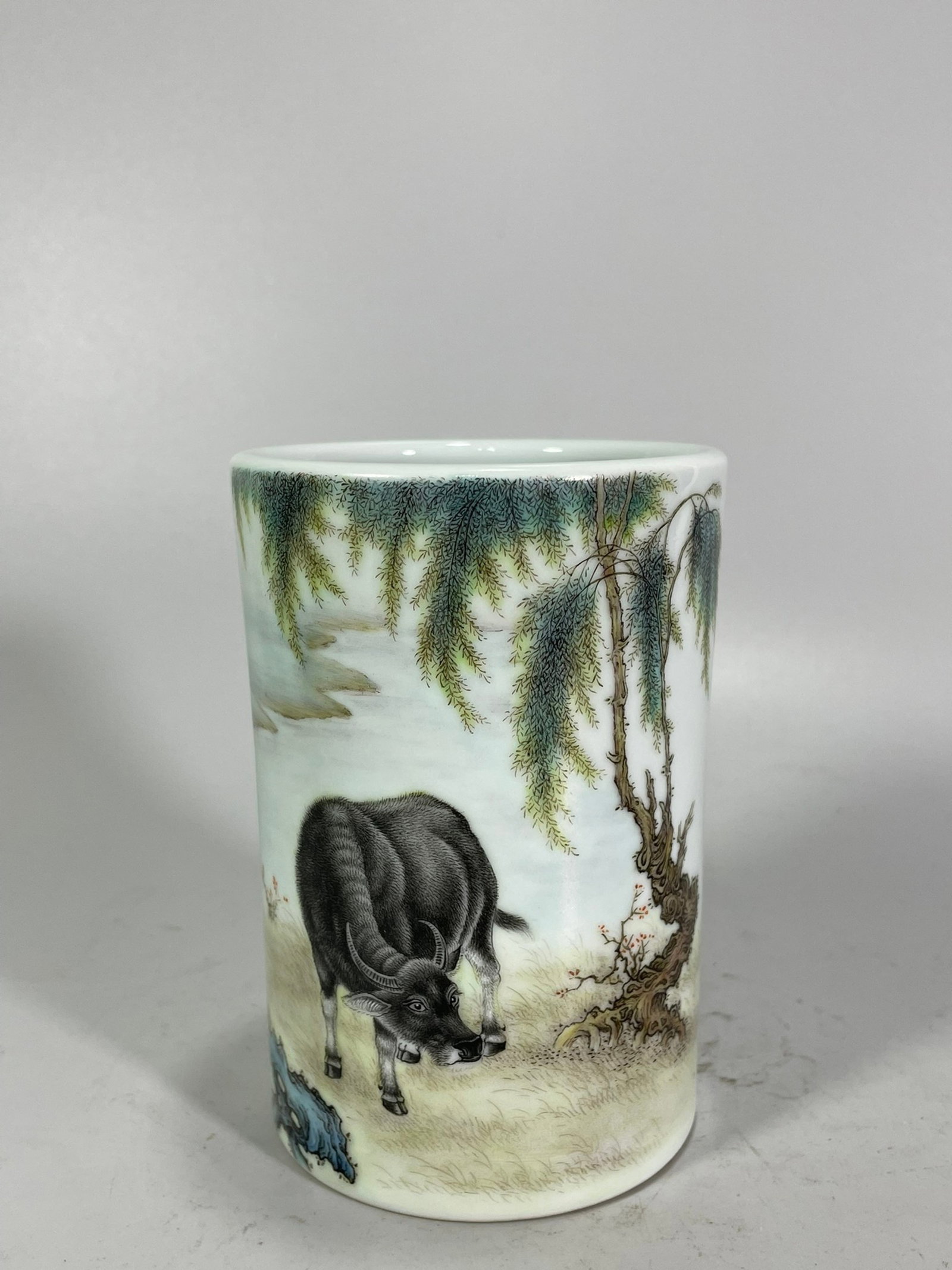 An Exquisite Famille-Rose Buffalo Pattern Brush Pot,with poem