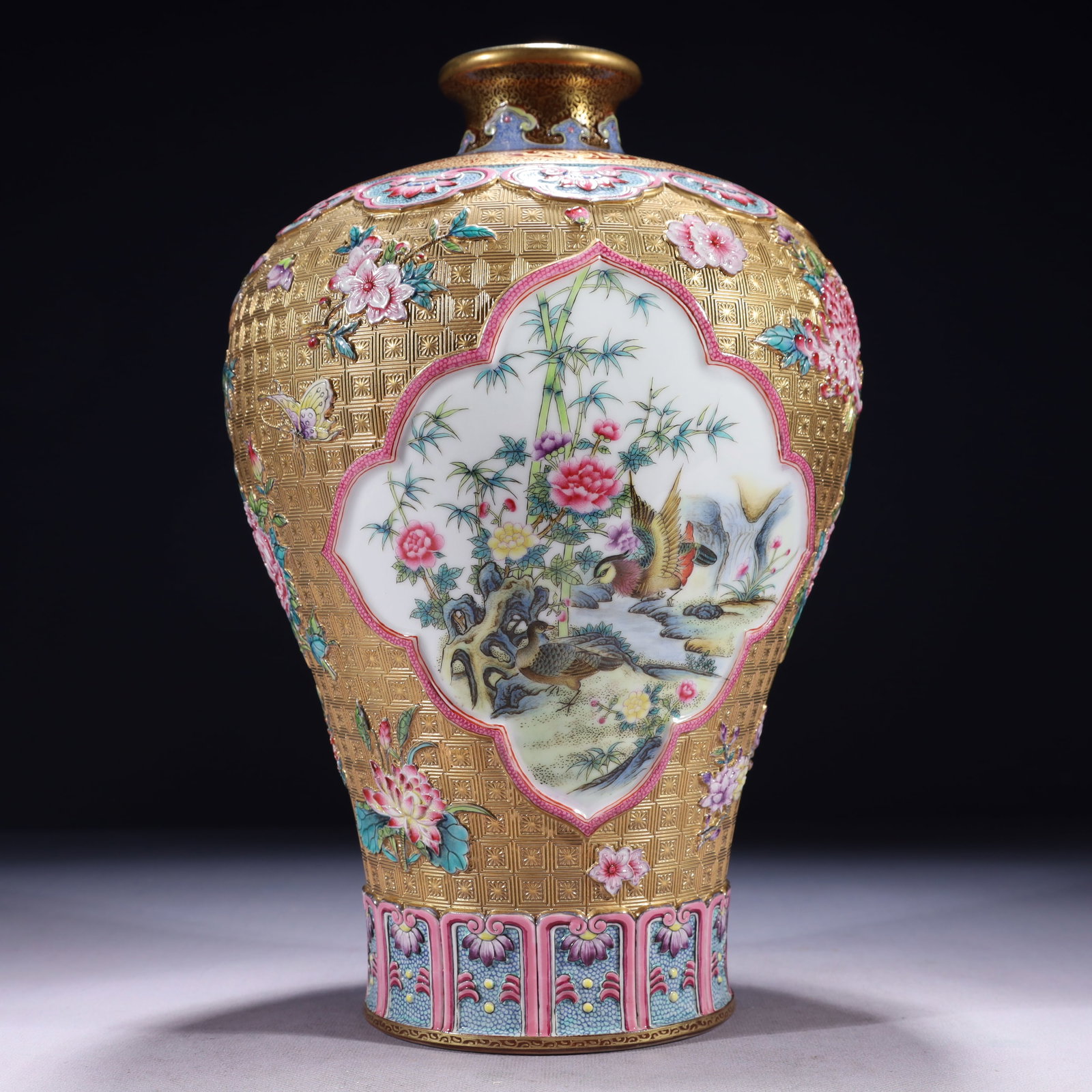 An Exquisite Gold Ground Famille-Rose Flower and Bird Pattern Vase