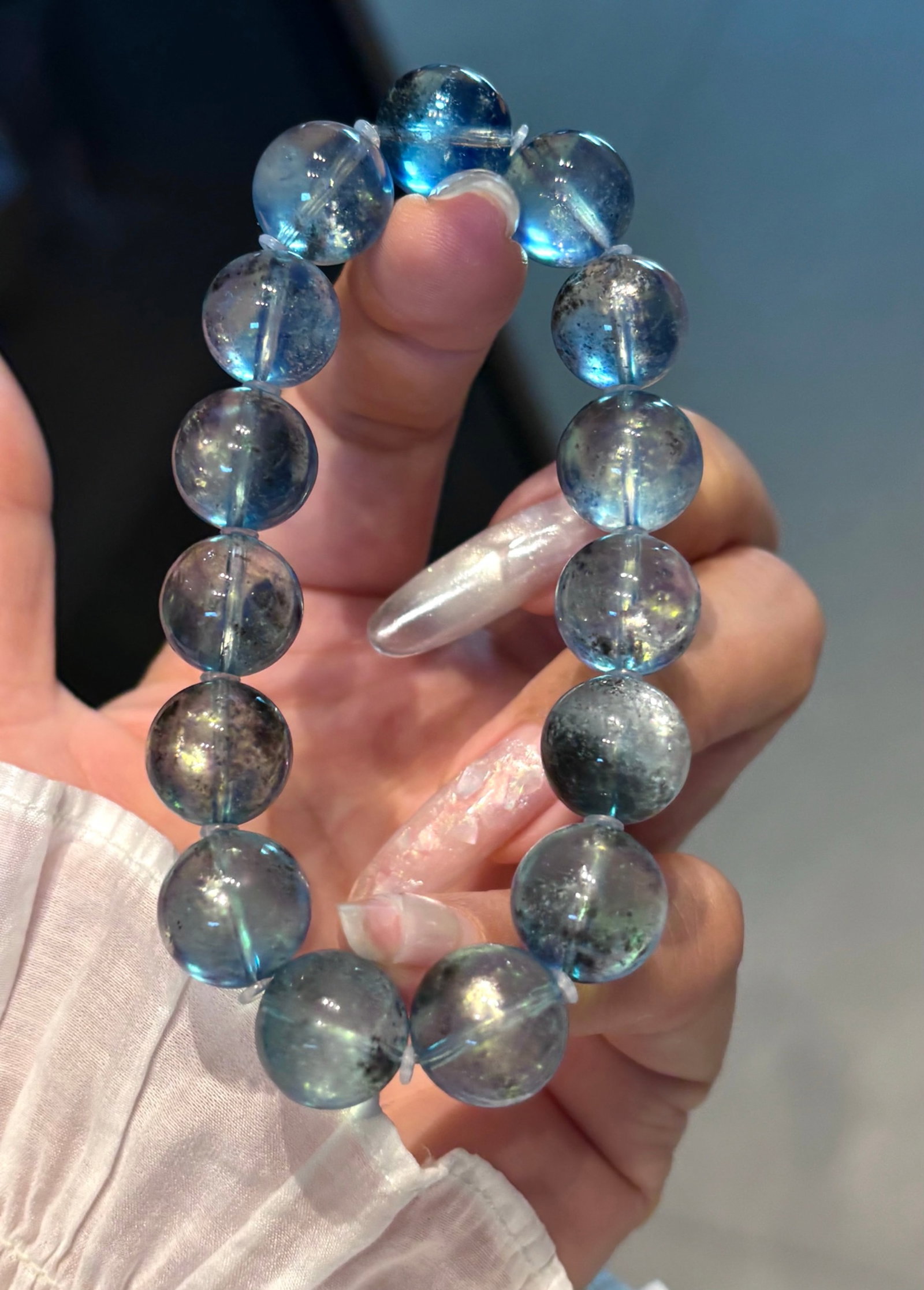 An Exquisite Aquamarine Bracelet