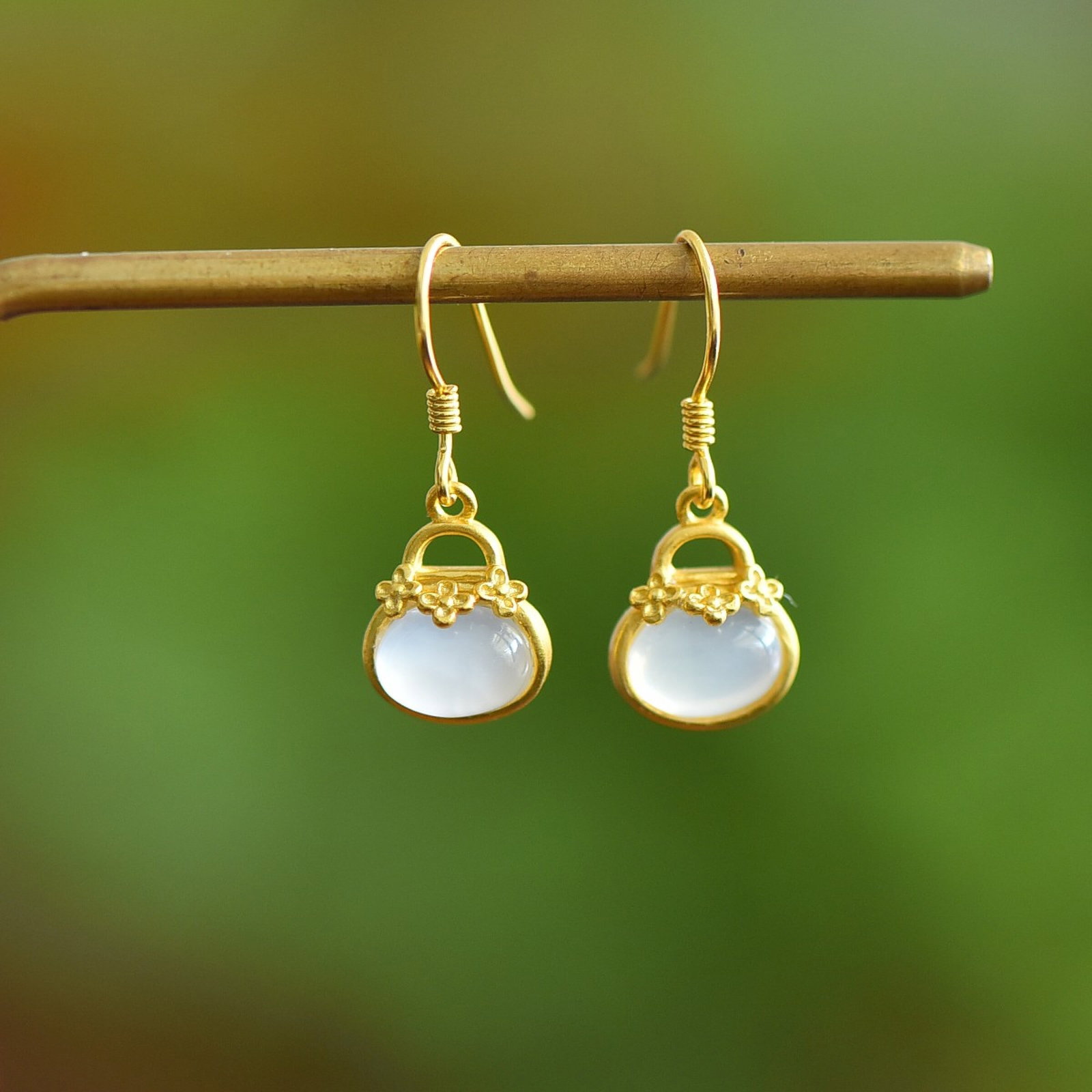 A Pair of Exquisite Sterling Silver-Gold Plated Inlaid White Agate Earrings