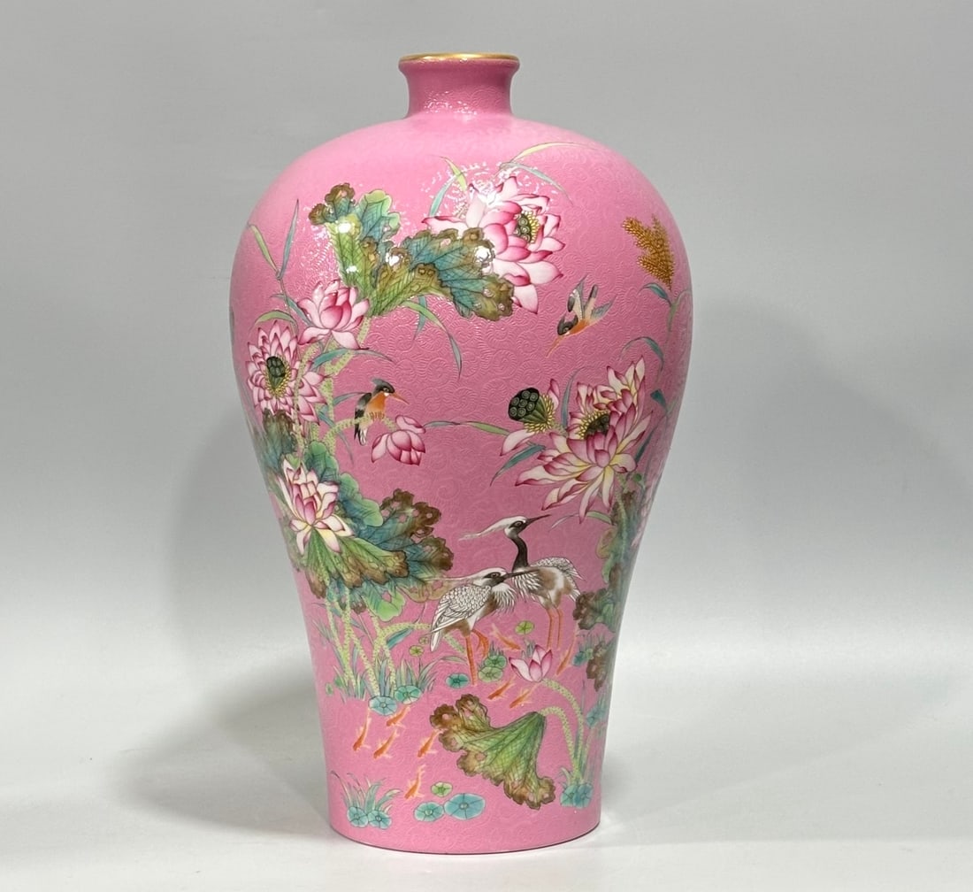 A Rare Enamel Ruby Red-Glazed Flower and Crane Pattern Vase,with poem