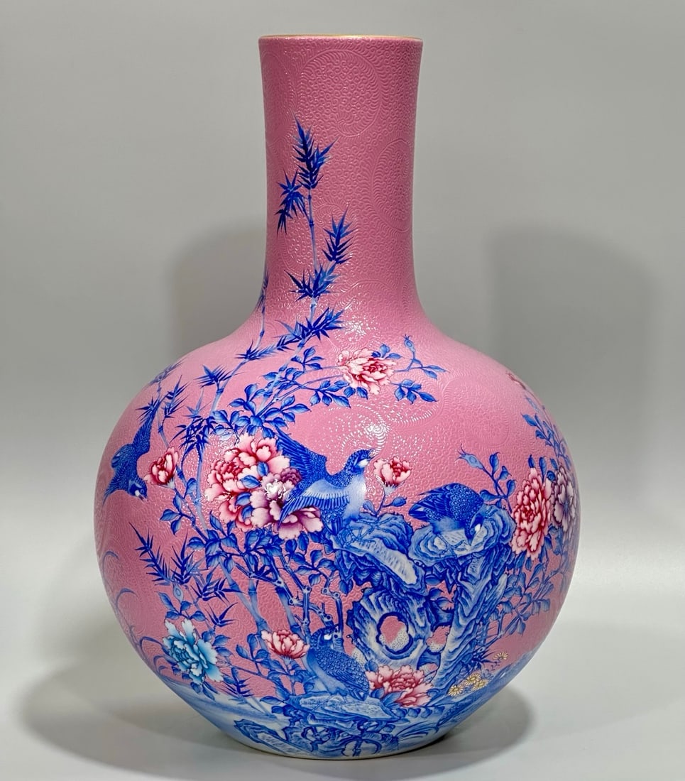 A Rare Enamel Ruby Red-Glazed Flower and Bird Pattern Vase,with poem