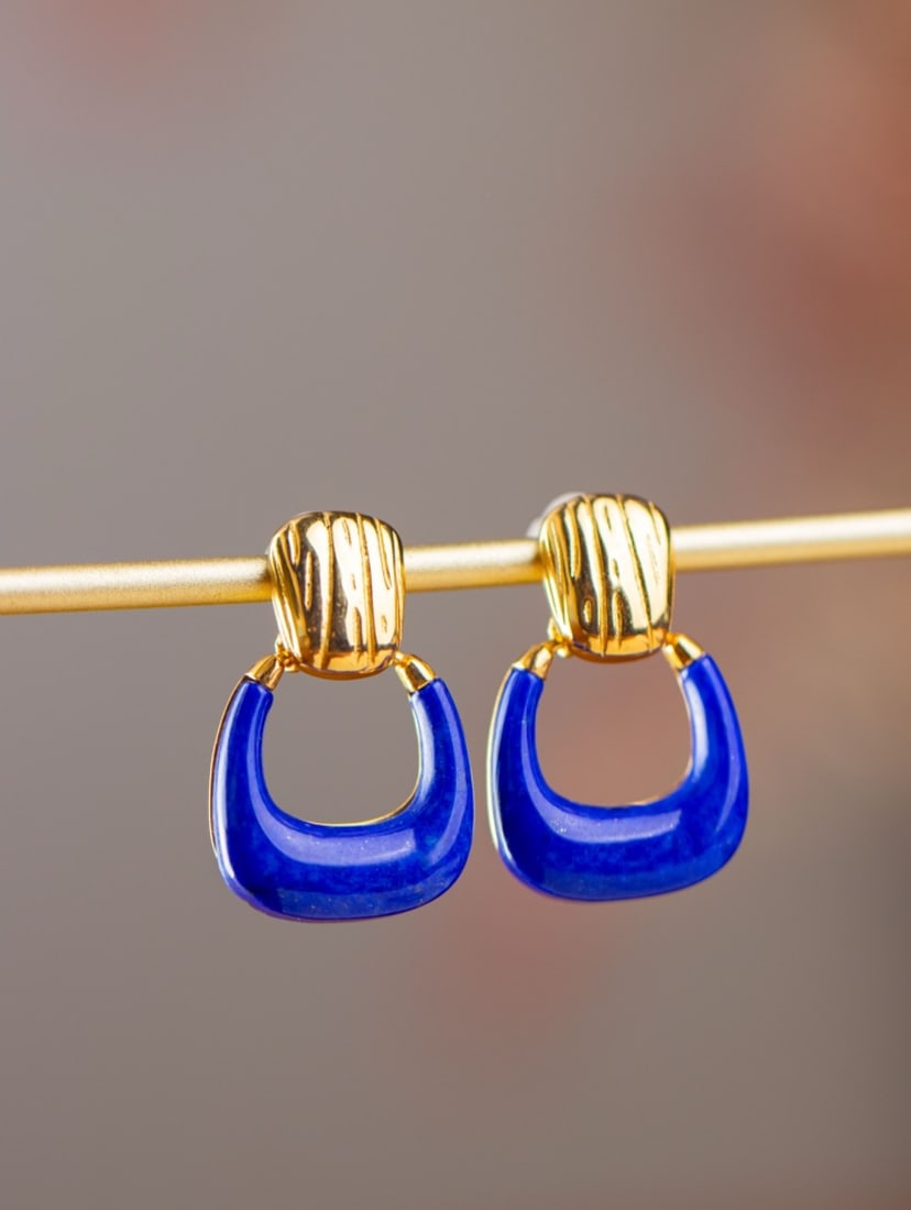 A Pair of Exquisite Sterling Silver-Gold Plated Inlaid Lapis Lazuli Earrings