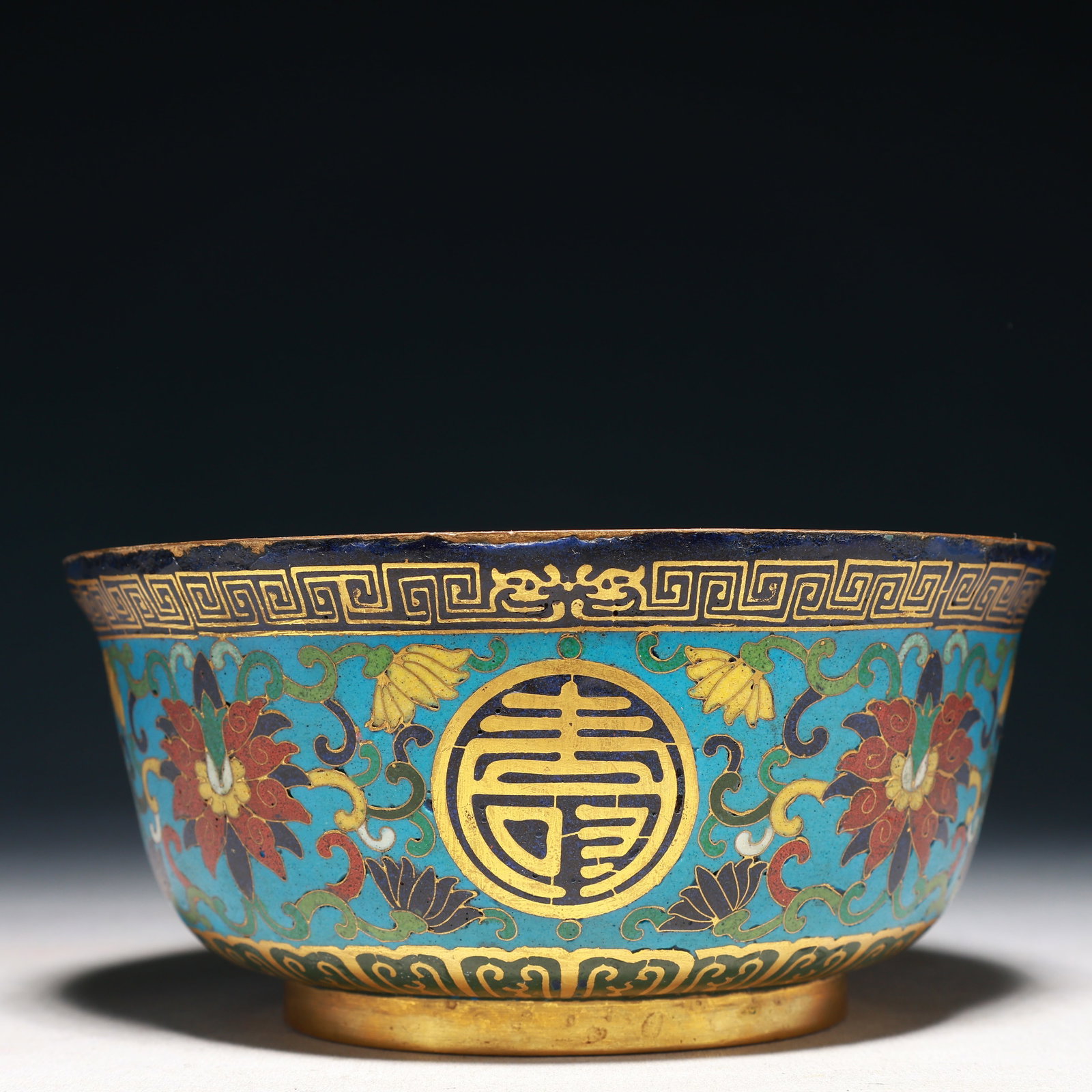 An Exquisite Cloisonne Lotus Pattern Bowl