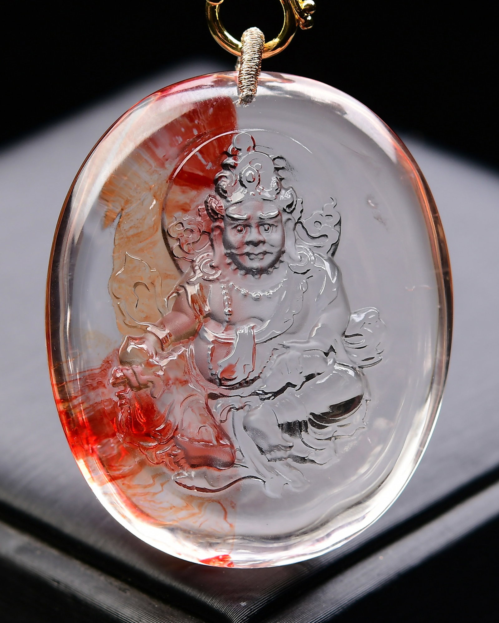 An Exquisite Crystal Statue of Mammon Pattern Pendant: An Exquisite Crystal Statue of Mammon Pattern Pendant,Size:49mmx38mmx14mm,Weight:65.9g 寓意财源滚滚,事事如意,康乐吉祥