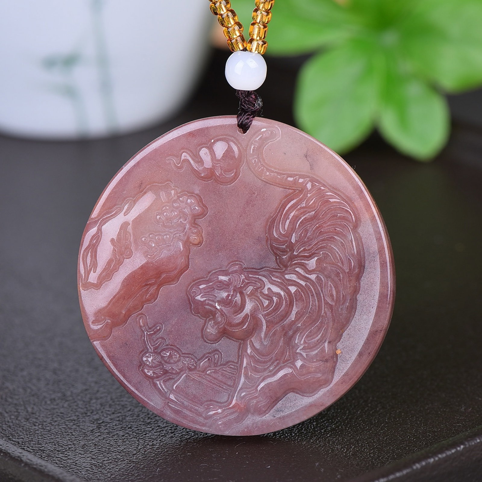 An Exquisite Red Jade Tiger Pattern Pendant: An Exquisite Red Jade Tiger Pattern Pendant,Size:50mmx50mm 红玉虎纹挂件