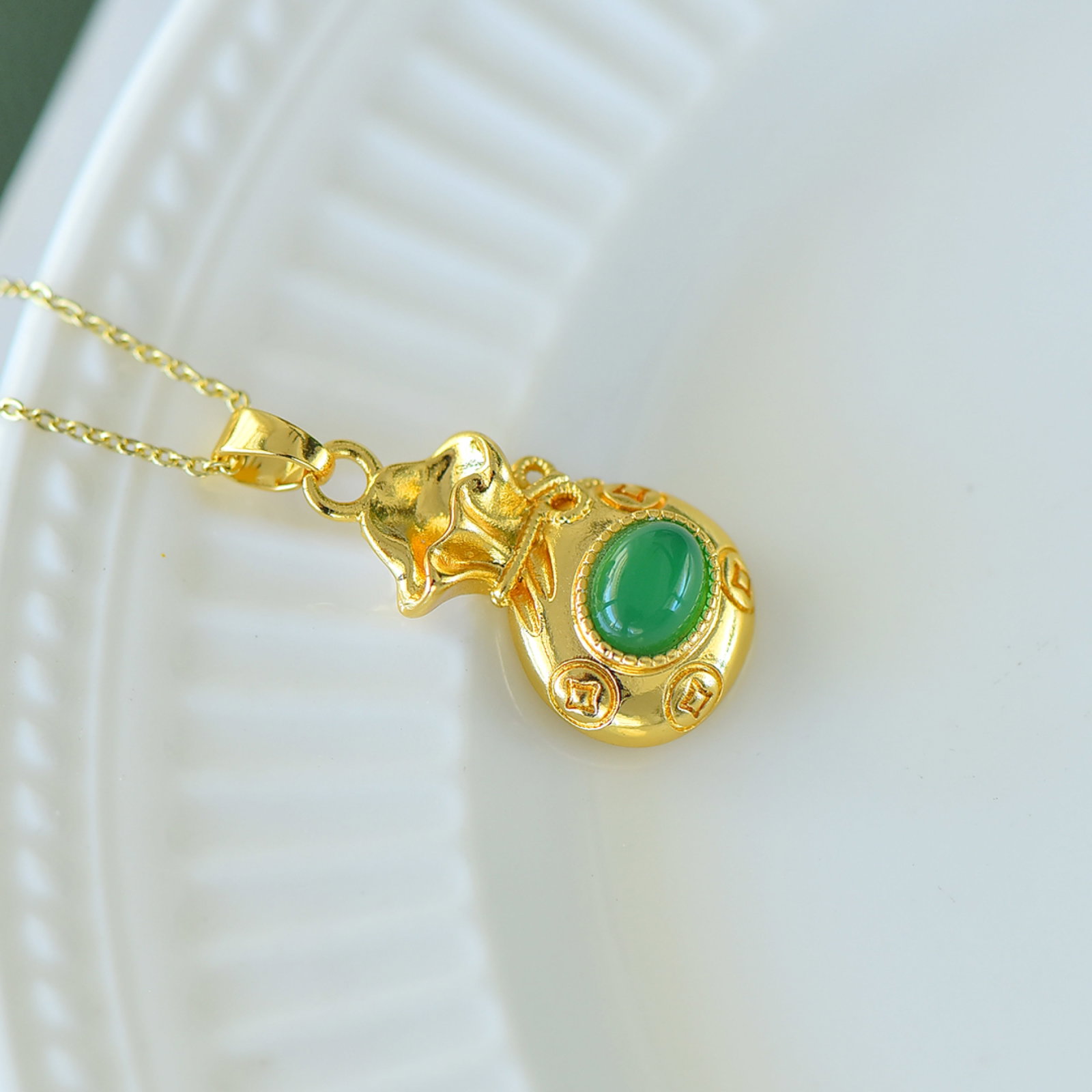An Exquisite Pendant - 4