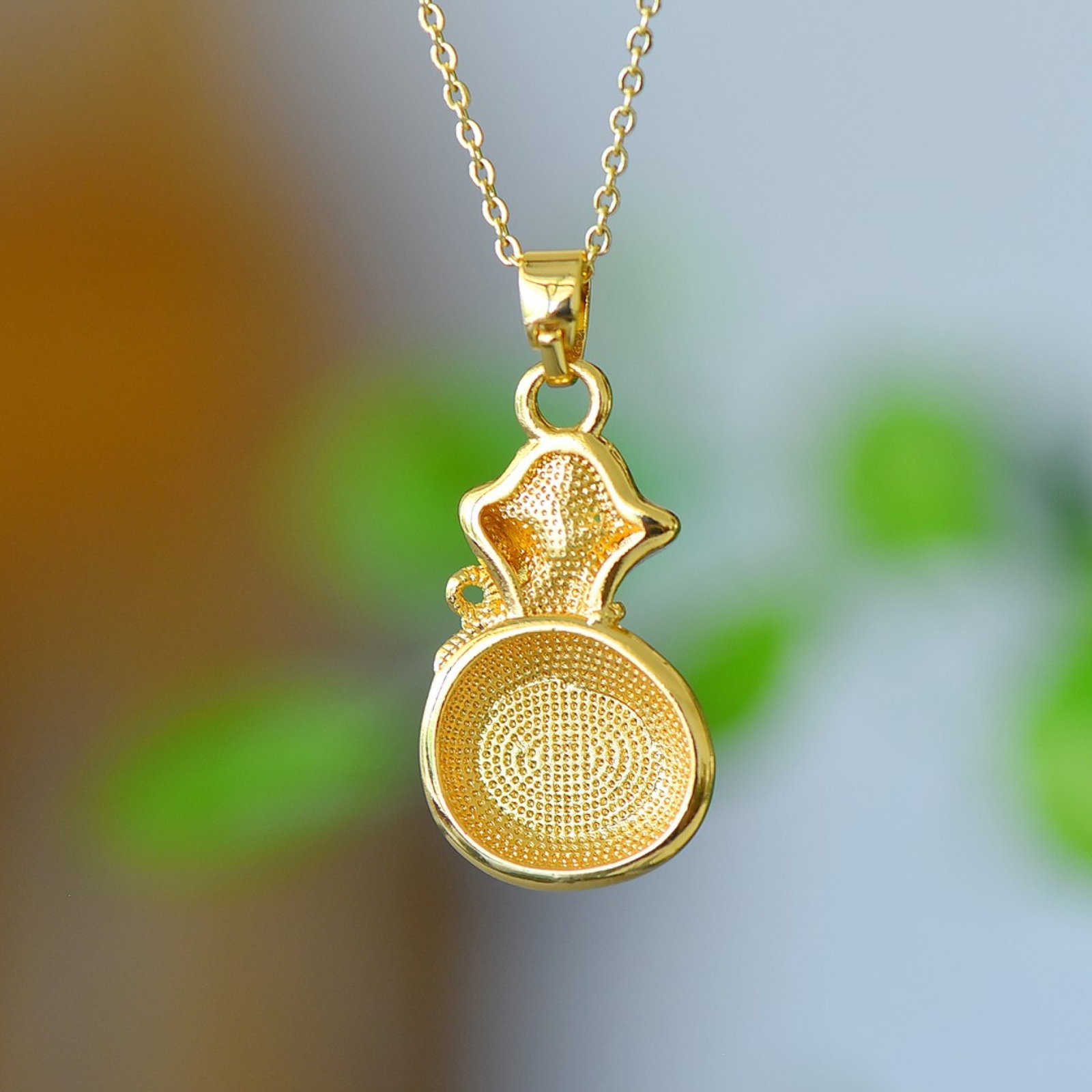 An Exquisite Pendant - 5