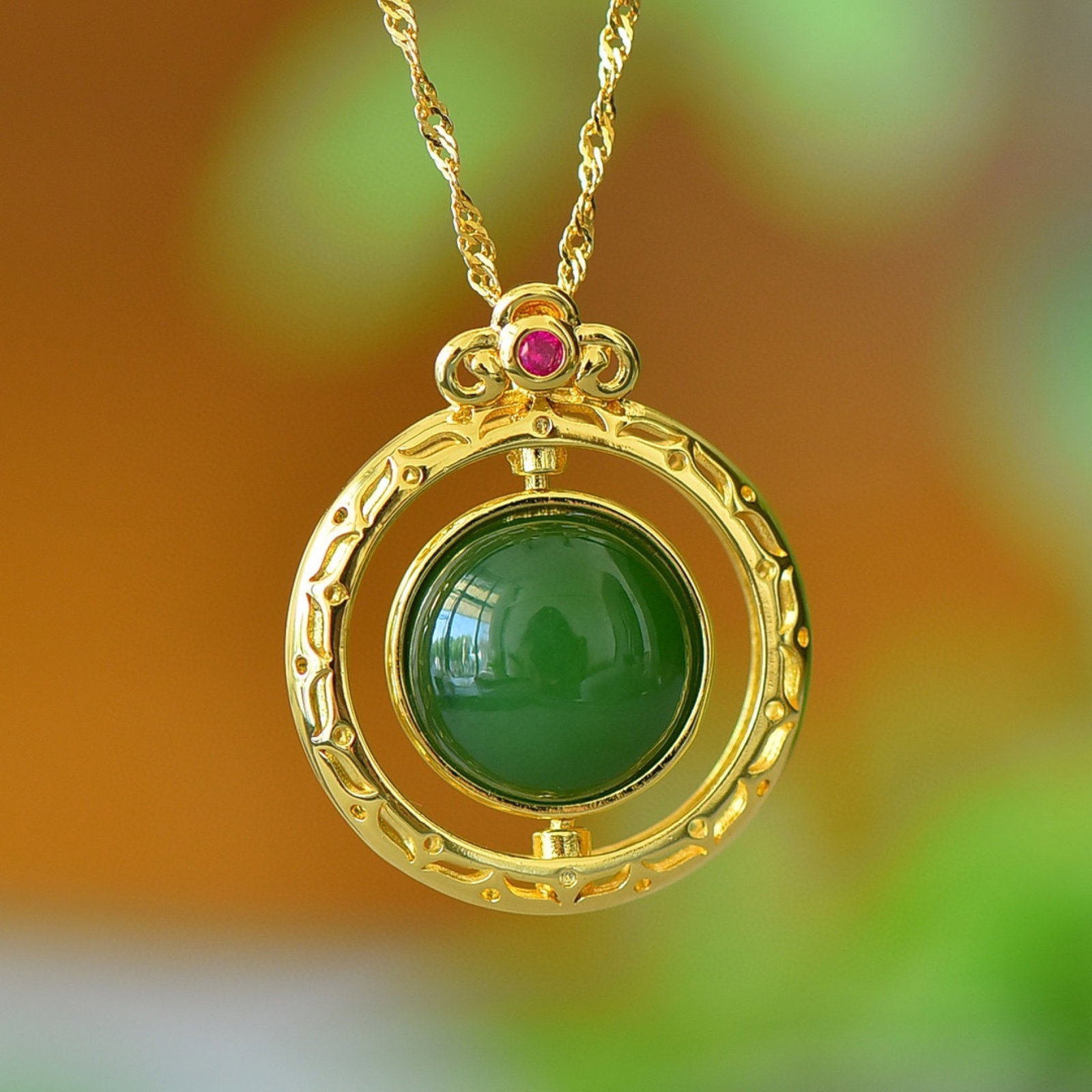 An Exquisite Bronze-Gold Plated Inlaid Jasper Necklace