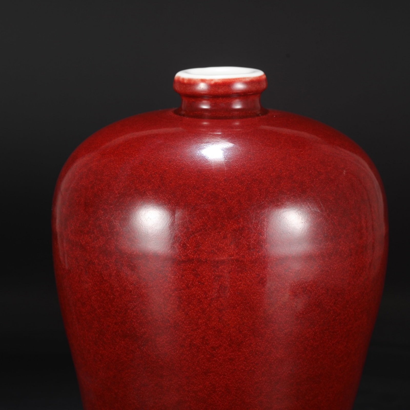 A Rare Ruby red-Glazed Vase - 3