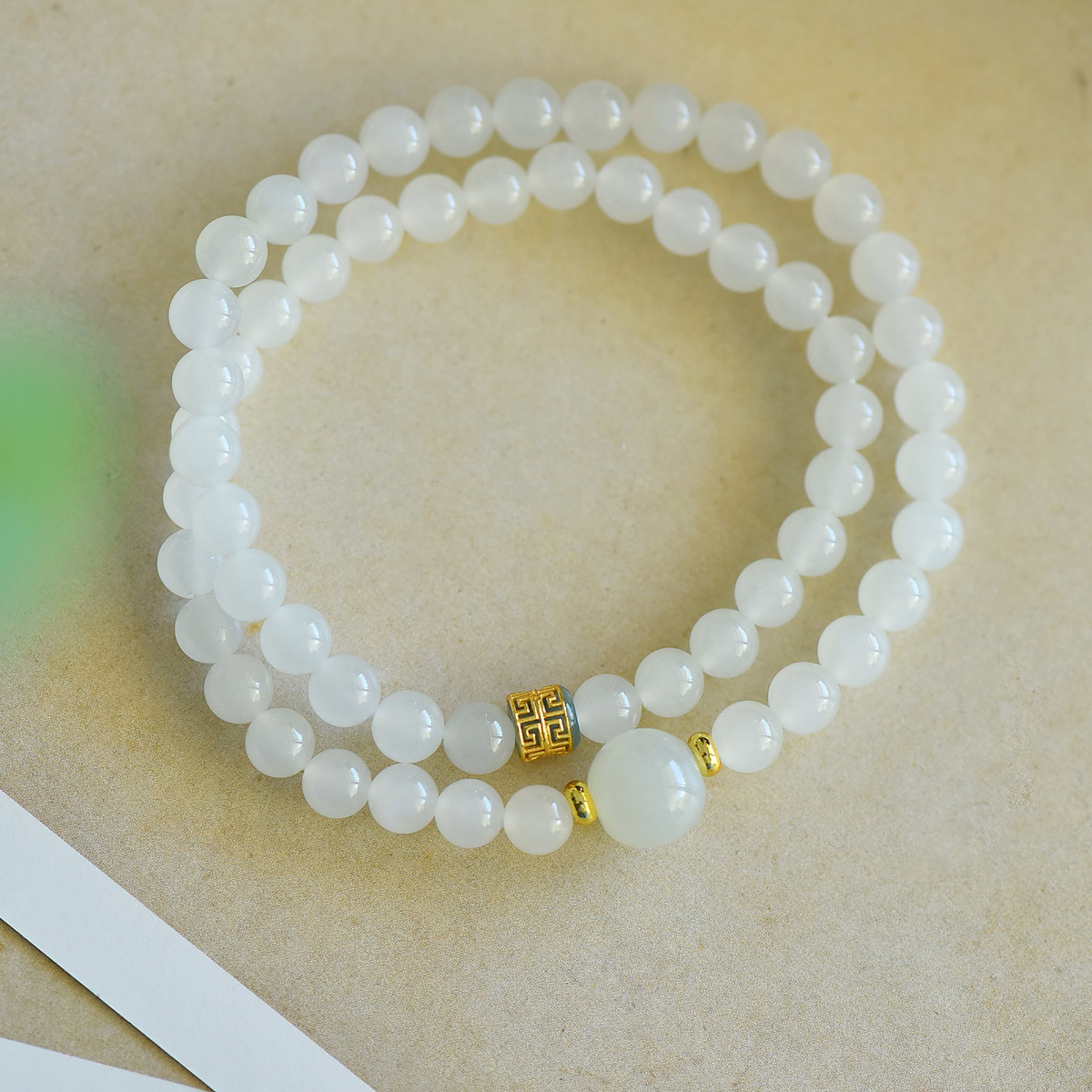 An Exquisite White Jade Bracelets - 2
