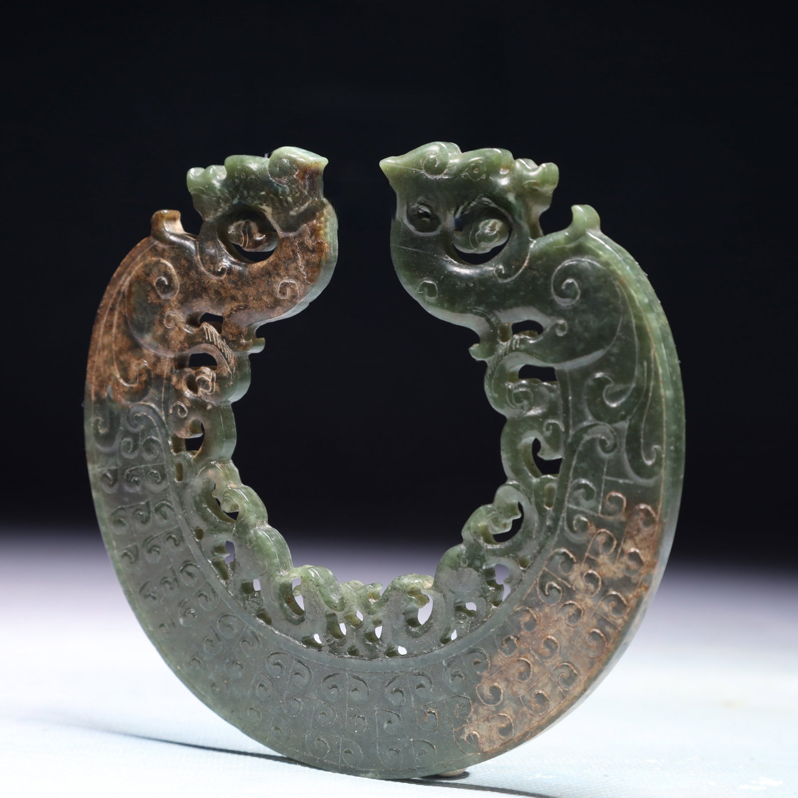An Exquisite Jasper Dragon Pattern Ornament - 2
