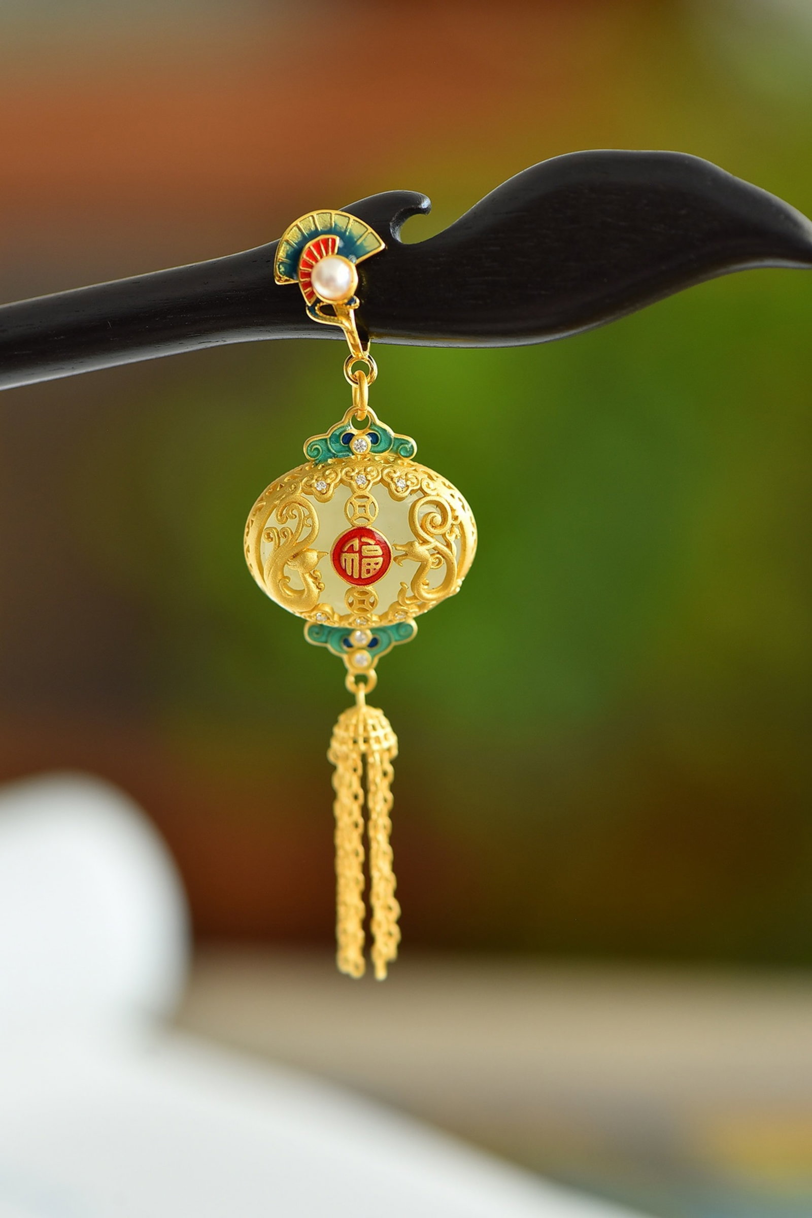 An Exquisite Sterling Silver-Gold Plated Inlaid White Jade Enamel Ebony Hairpin,Inlaid Pearls: An Exquisite Sterling Silver-Gold Plated Inlaid White Jade Enamel Ebony Hairpin,Inlaid Pearls 纯银镀金镶白玉珐琅黑檀木发&#